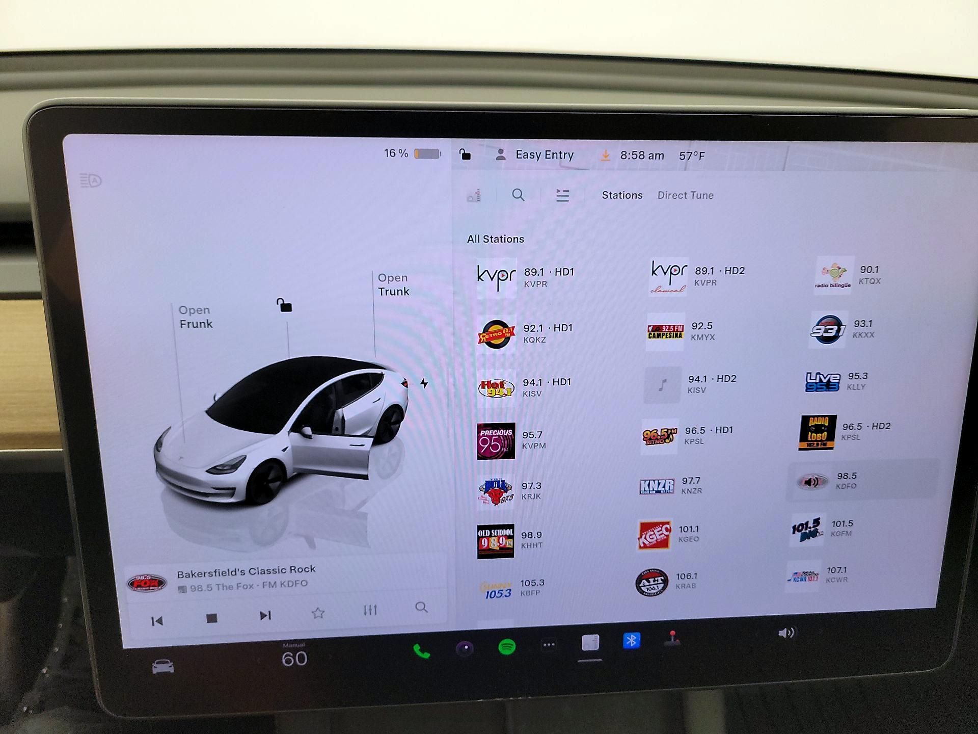 Thumbnail: 2022 Tesla Model 3 - 15