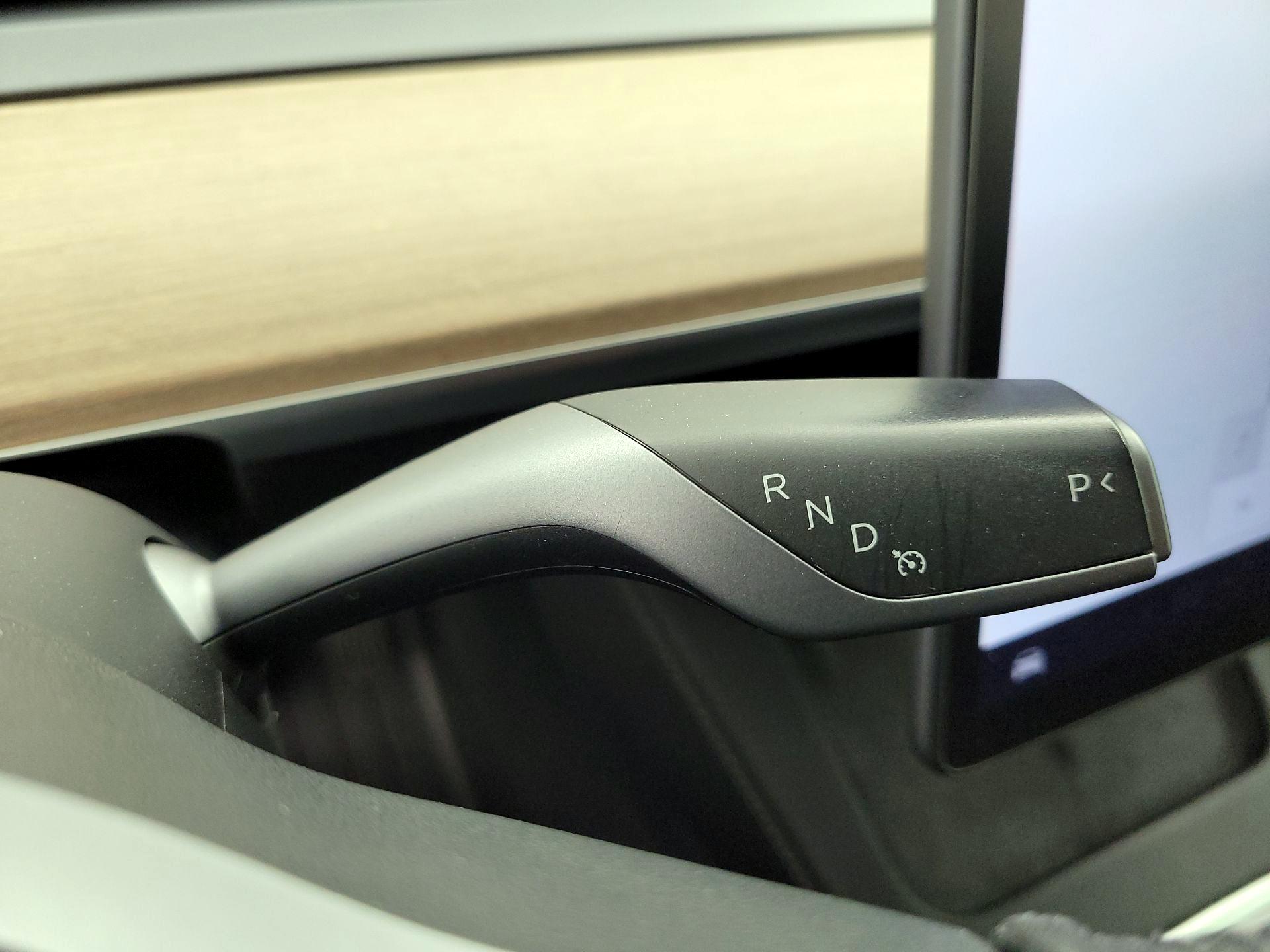 Thumbnail: 2022 Tesla Model 3 - 17