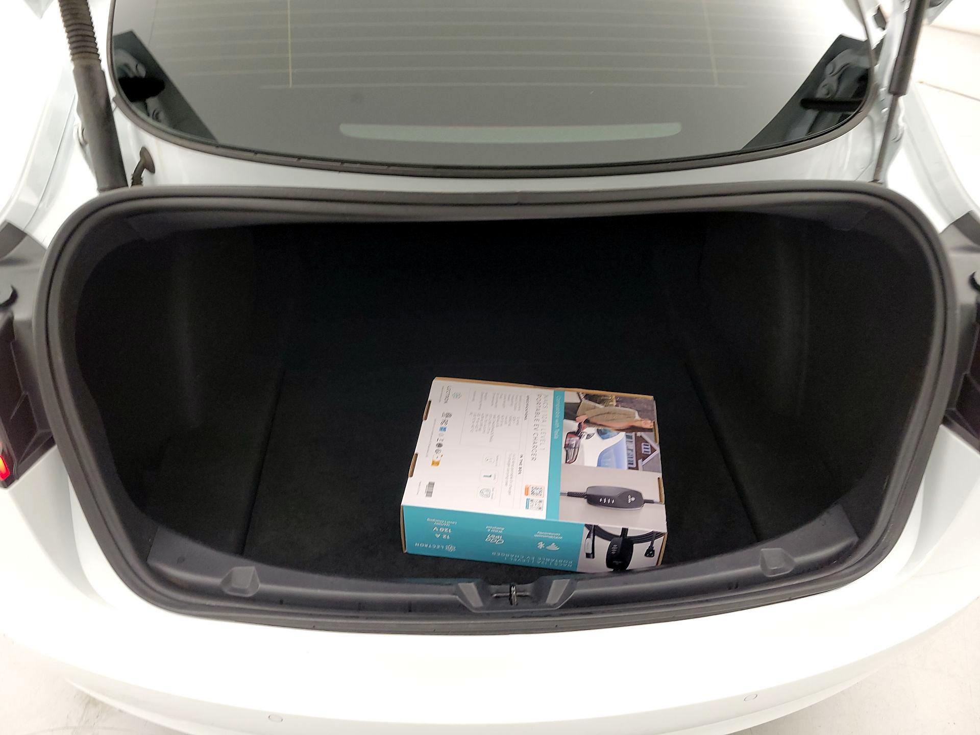 Thumbnail: 2022 Tesla Model 3 - 19