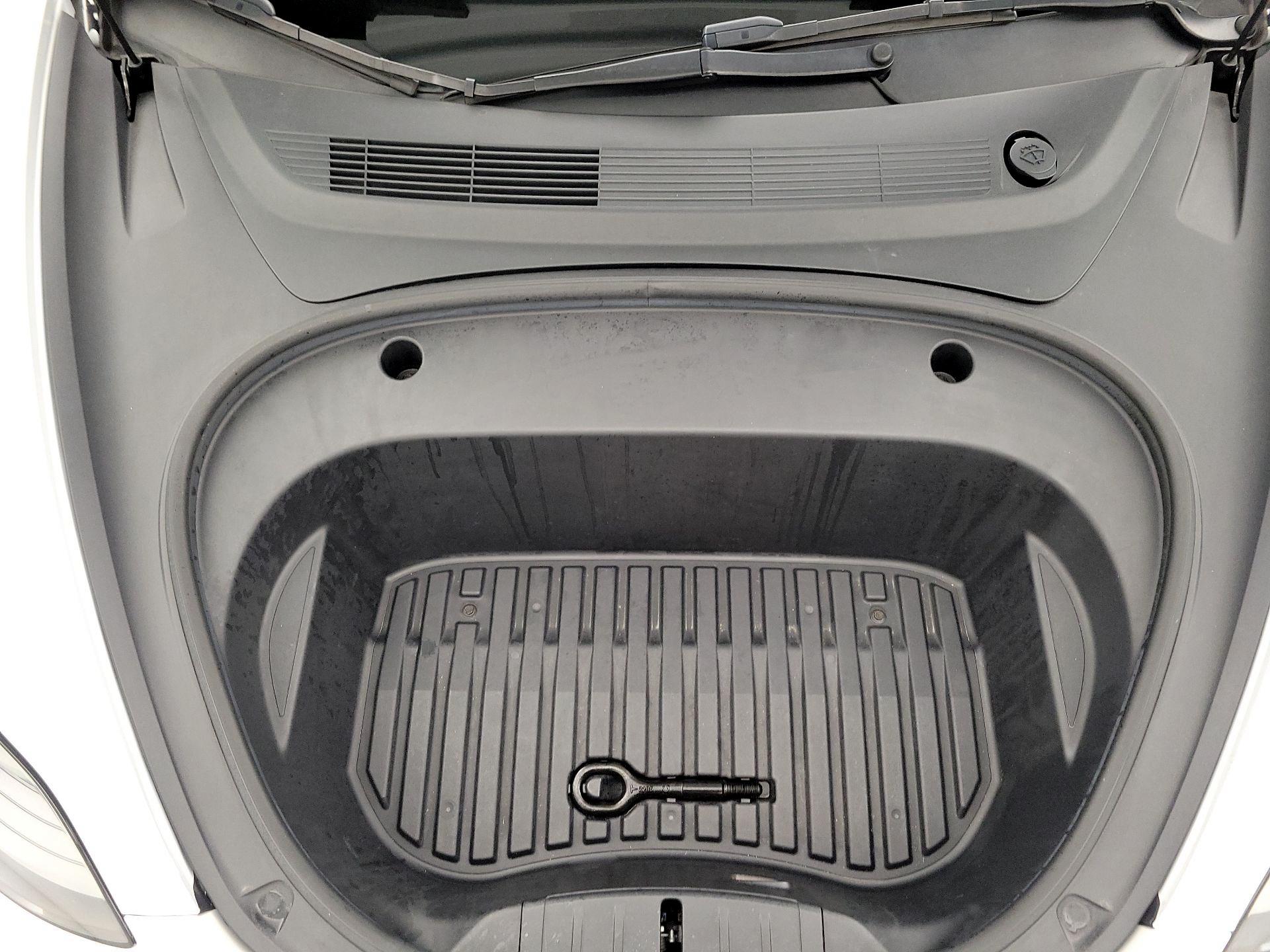 Thumbnail: 2022 Tesla Model 3 - 20