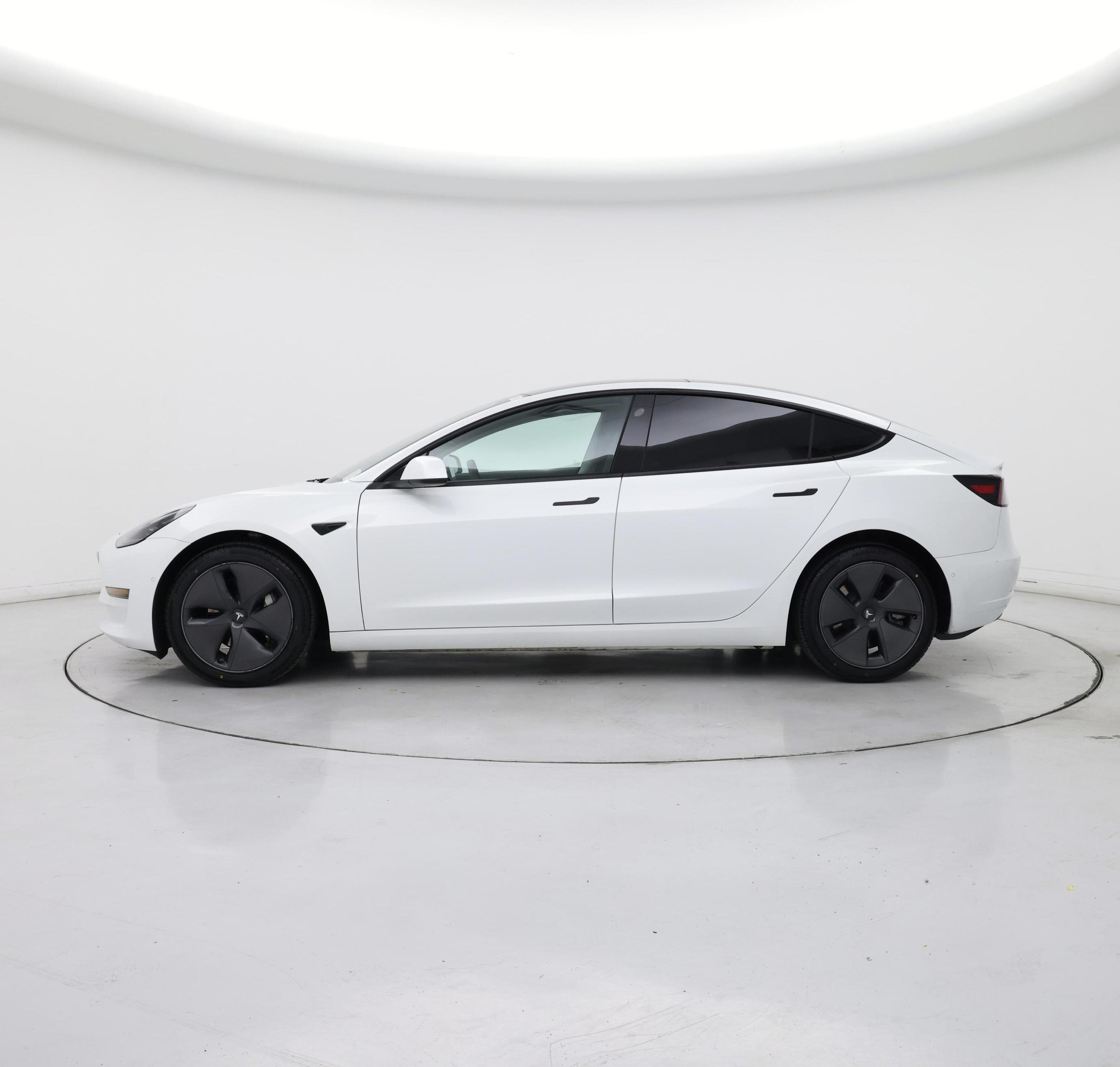 Thumbnail: 2022 Tesla Model 3 - 3