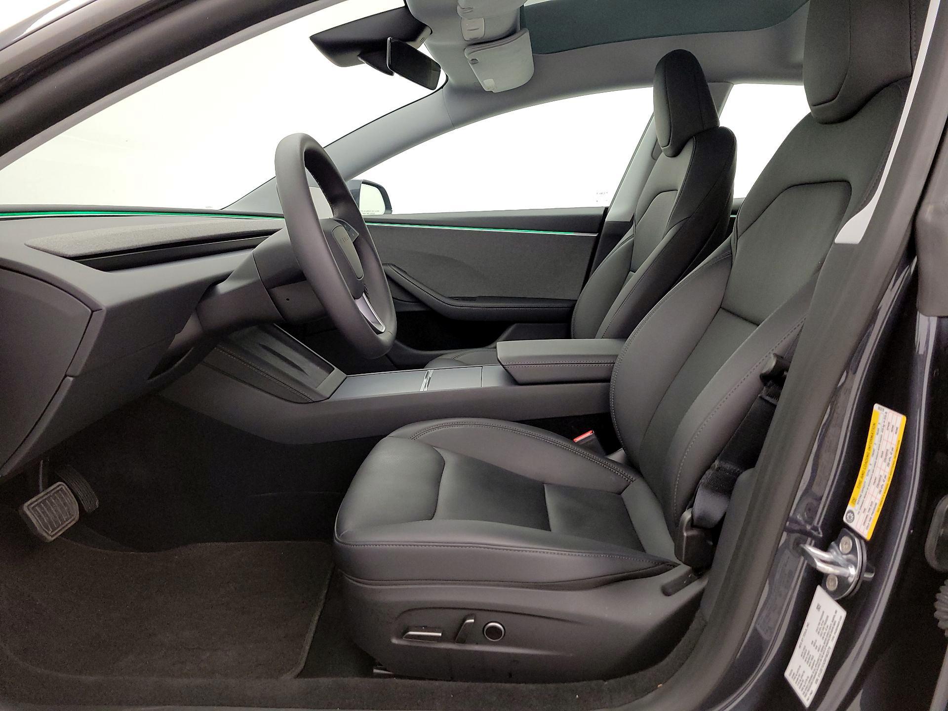 Thumbnail: 2025 Tesla Model 3 - 11