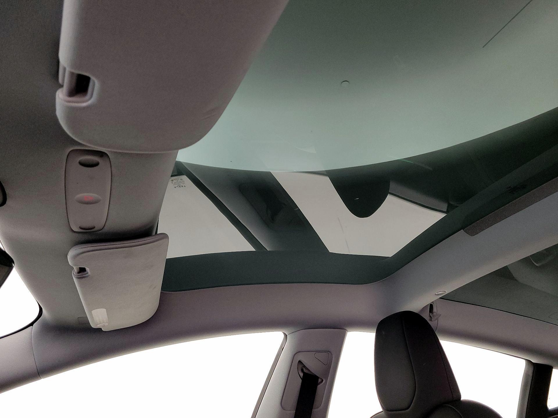 Thumbnail: 2025 Tesla Model 3 - 18