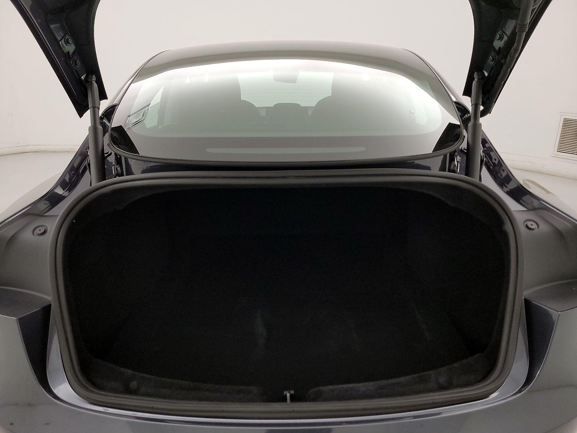 Thumbnail: 2025 Tesla Model 3 - 20