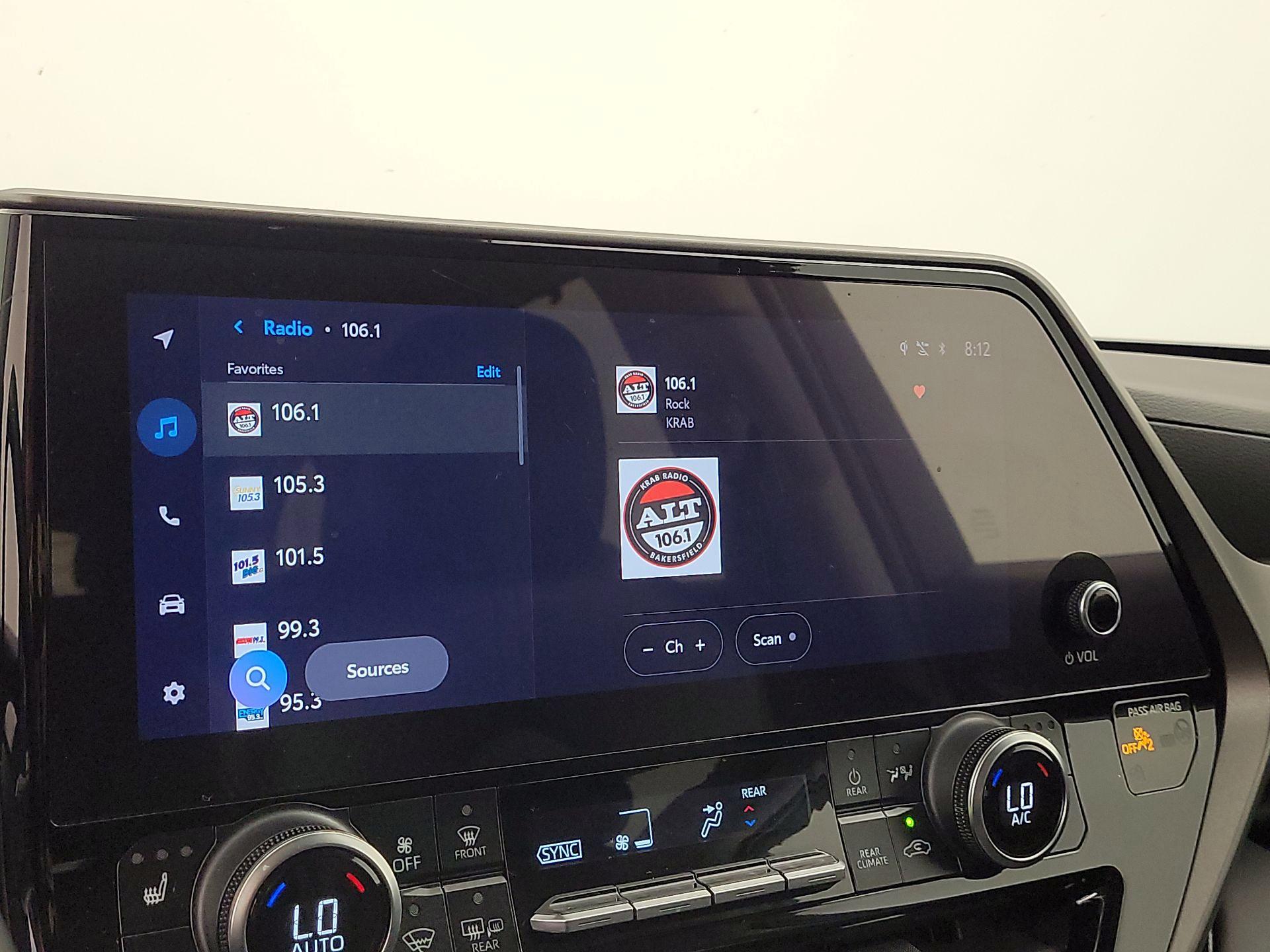 Thumbnail: 2024 Toyota Highlander - 15