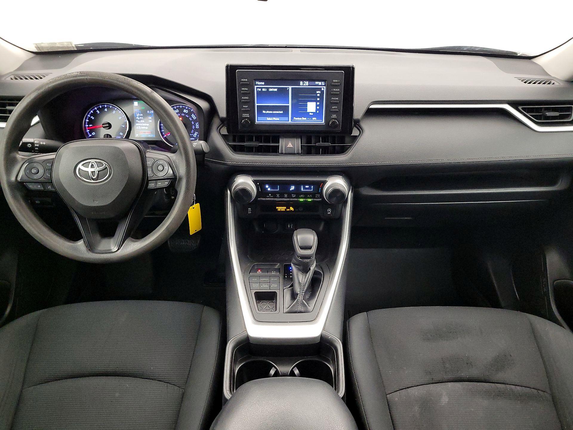 Thumbnail: 2019 Toyota RAV4 - 9