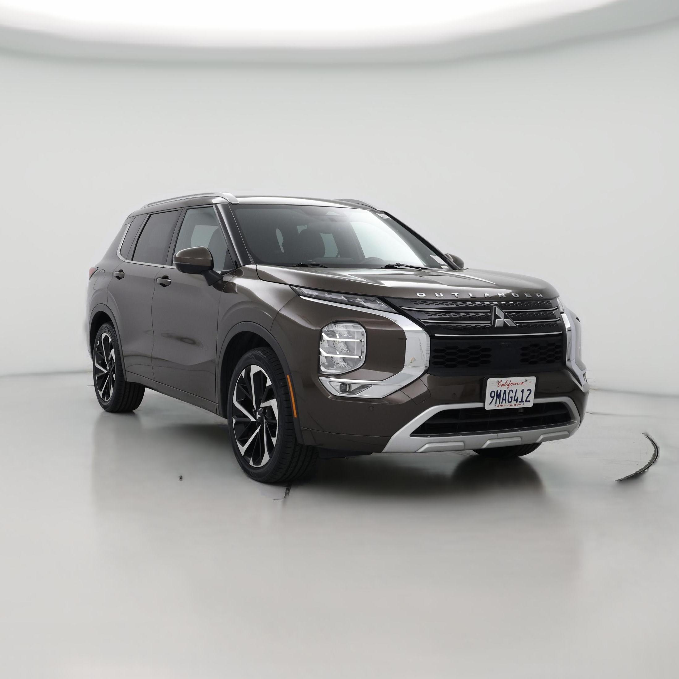 Thumbnail: 2022 Mitsubishi Outlander - 1