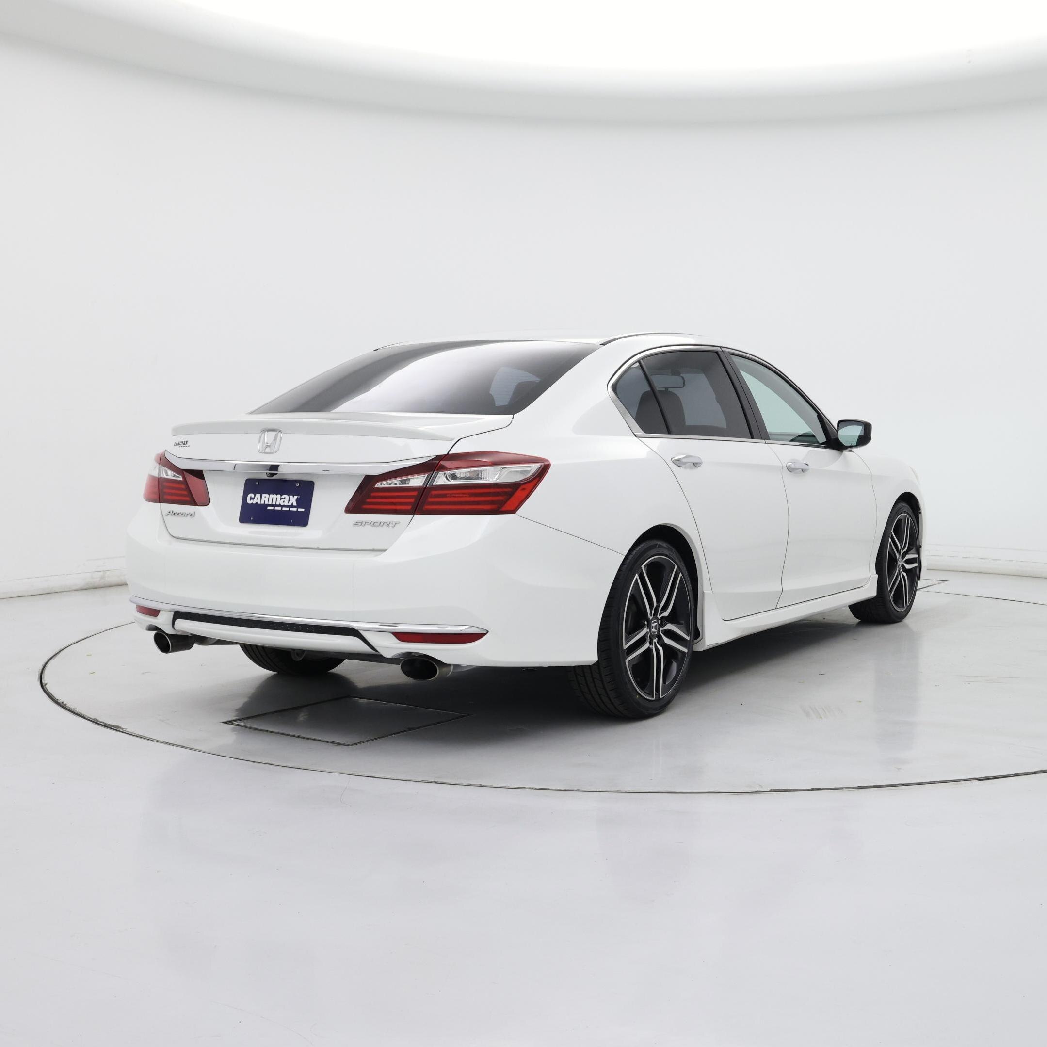 Thumbnail: 2017 Honda Accord - 8