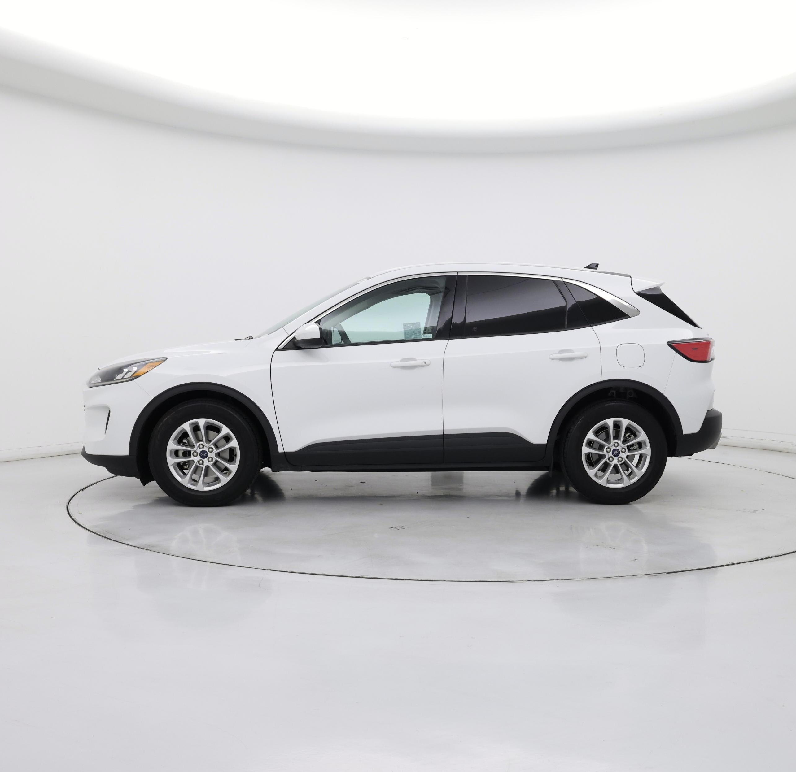 Thumbnail: 2020 Ford Escape - 3