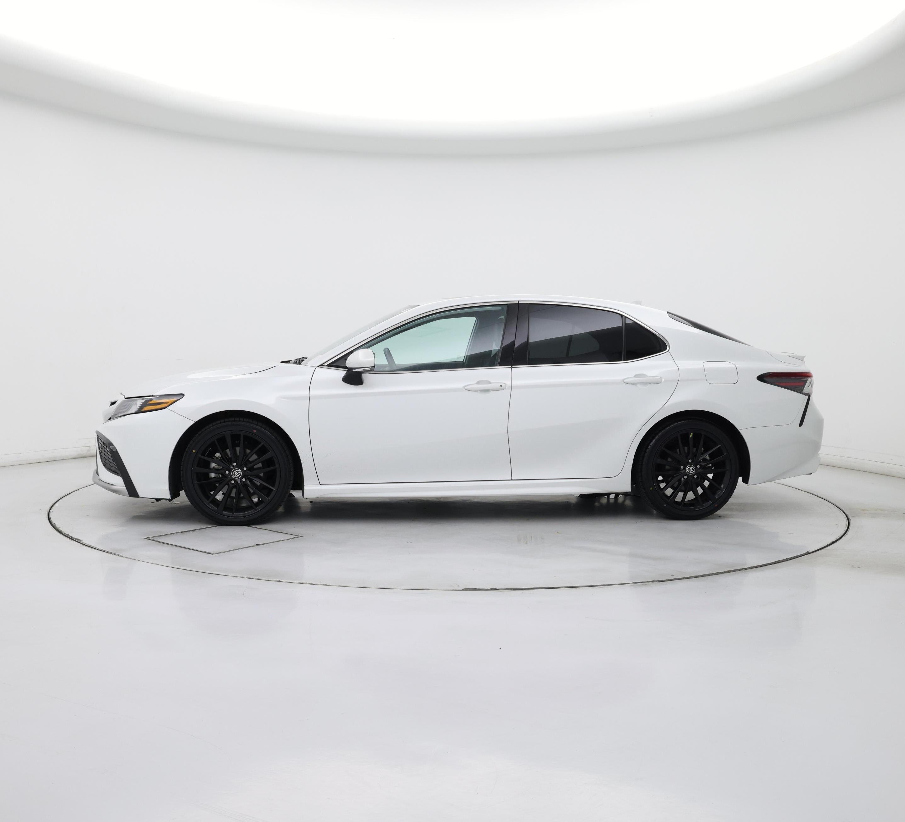 Thumbnail: 2024 Toyota Camry - 3