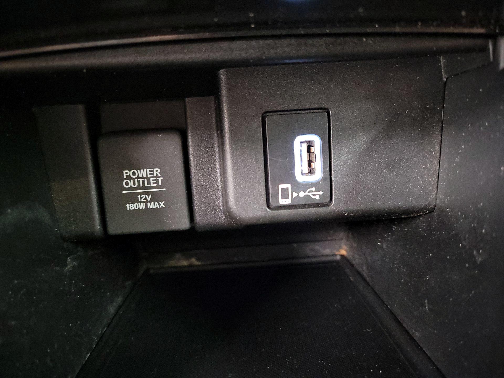 Thumbnail: 2019 Honda Accord - 18