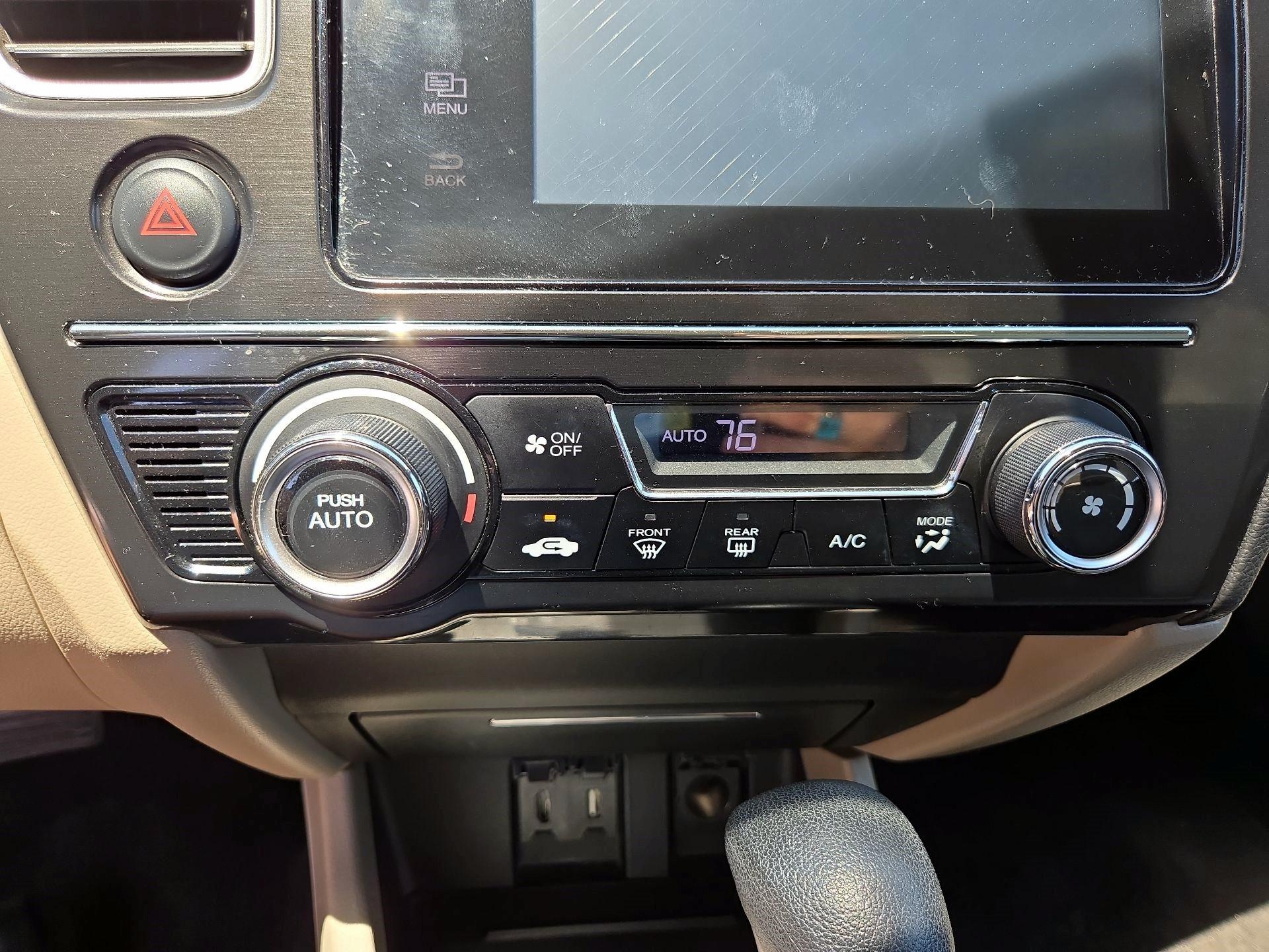 Thumbnail: 2015 Honda Civic - 14