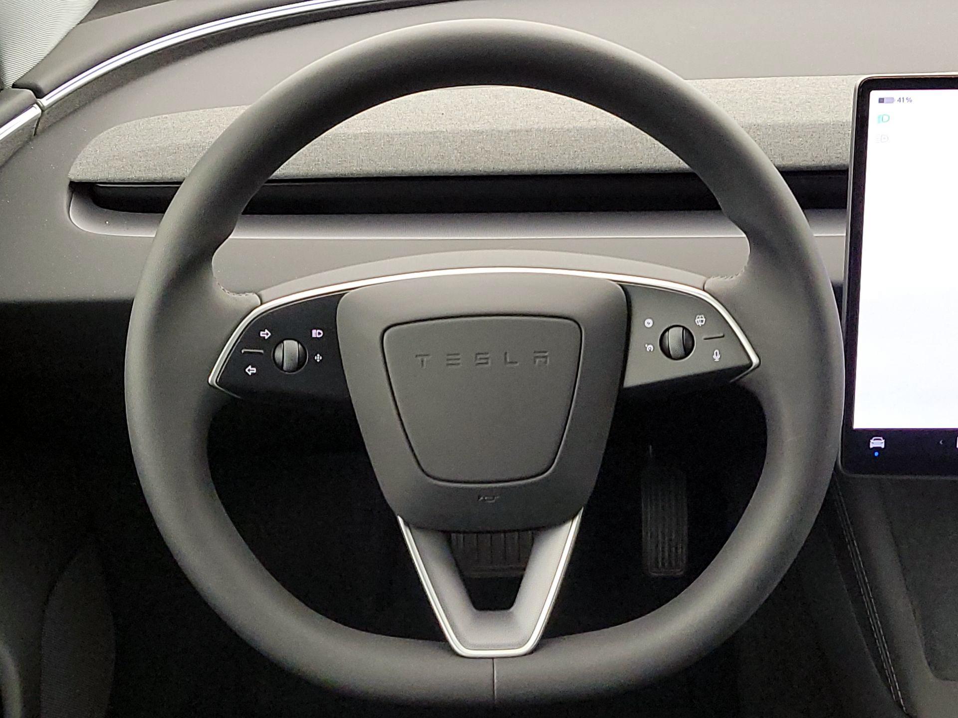 Thumbnail: 2025 Tesla Model 3 - 10