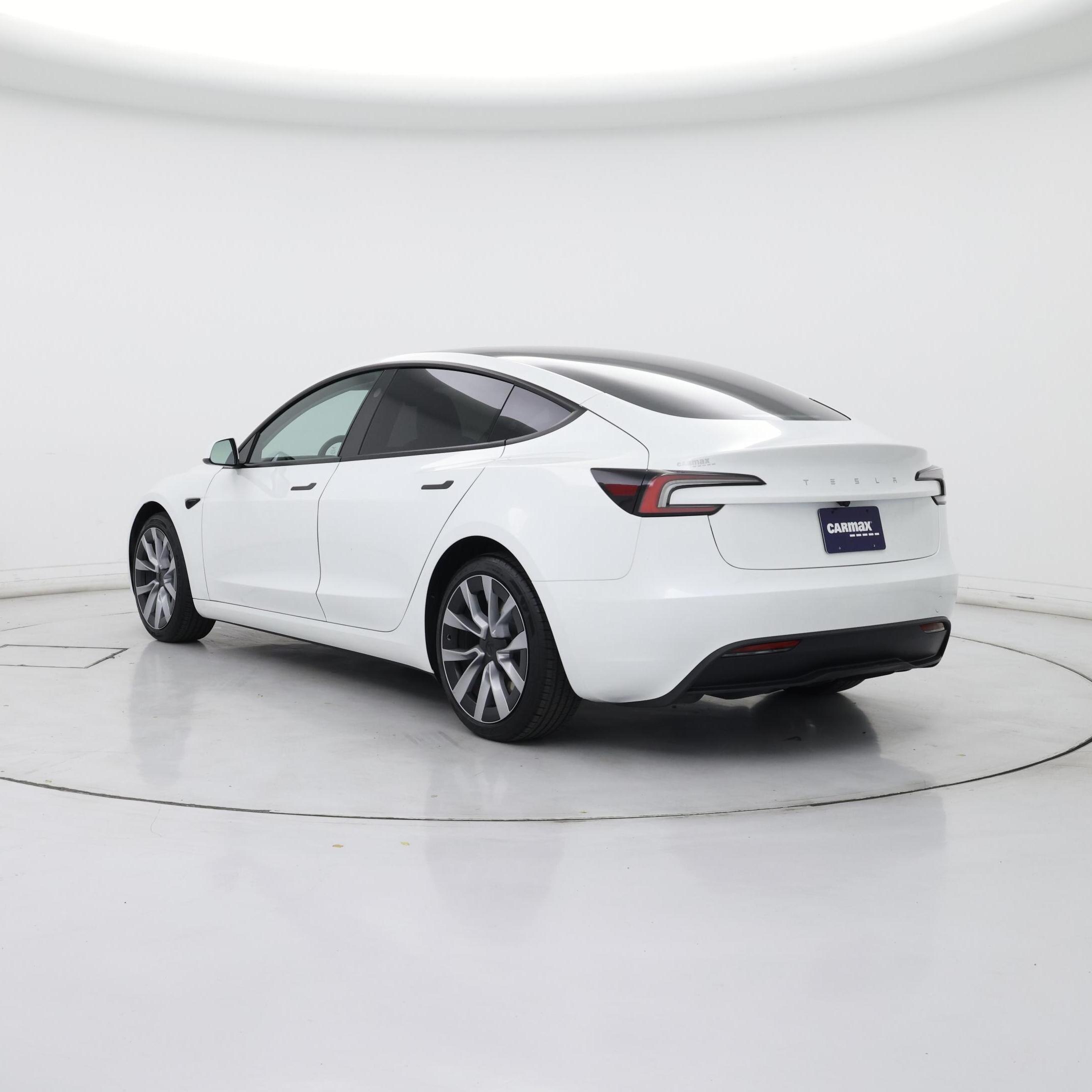 Thumbnail: 2025 Tesla Model 3 - 2