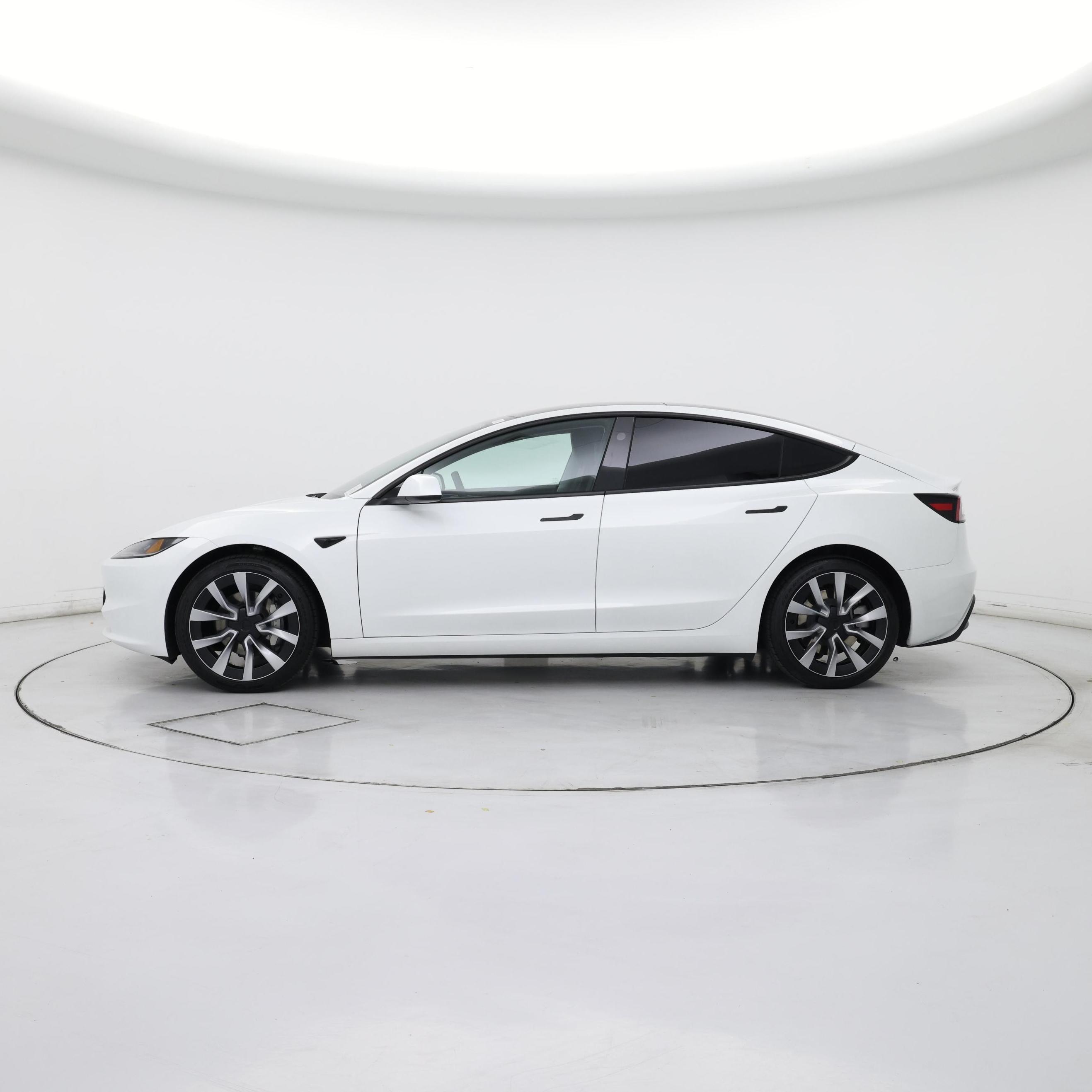 Thumbnail: 2025 Tesla Model 3 - 3