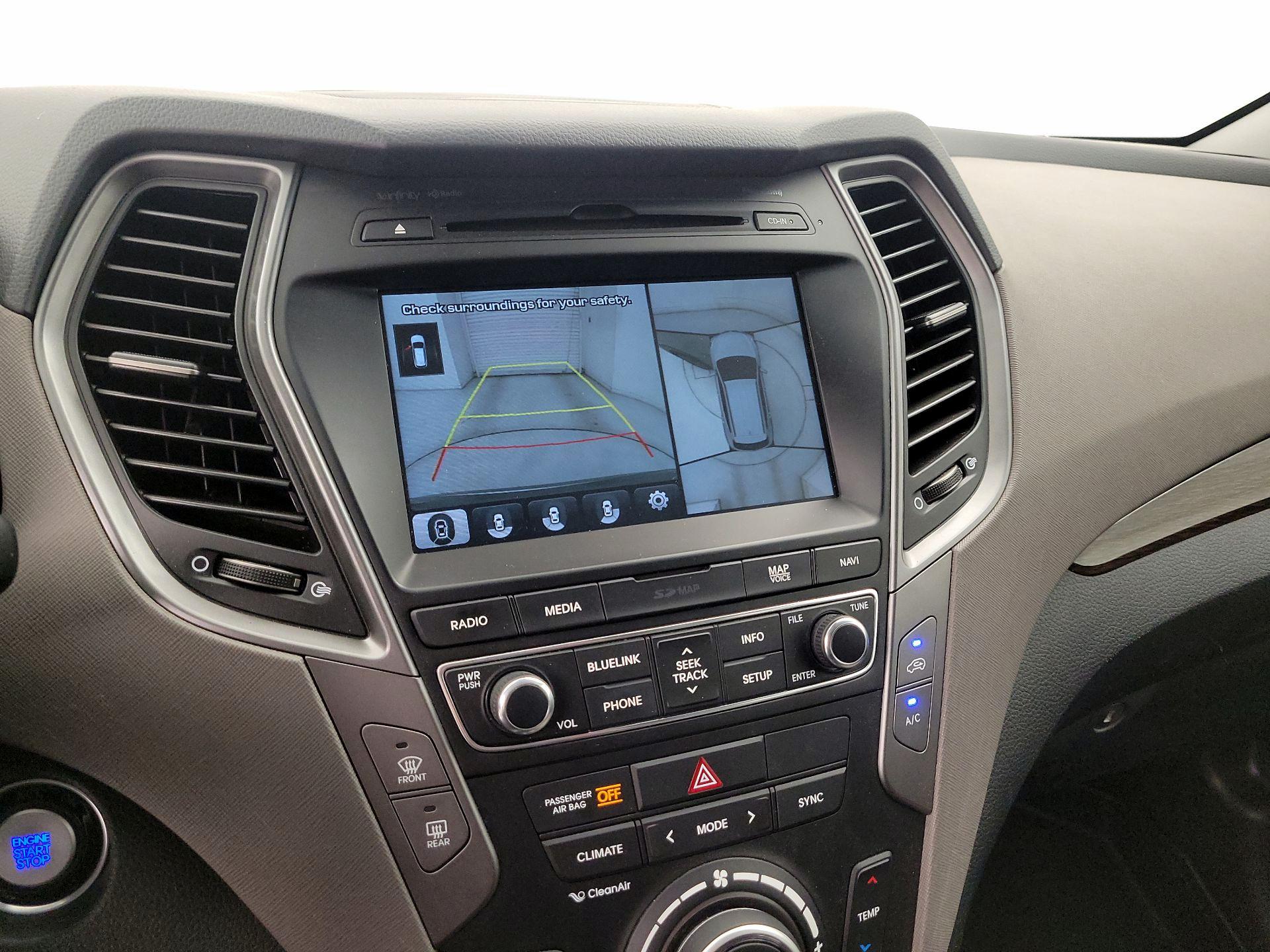 Thumbnail: 2017 Hyundai Santa Fe - 15