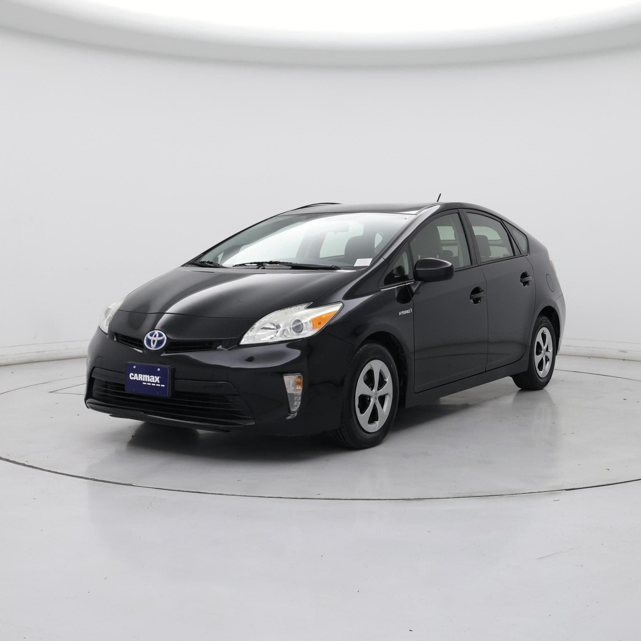 Thumbnail: 2015 Toyota Prius - 4