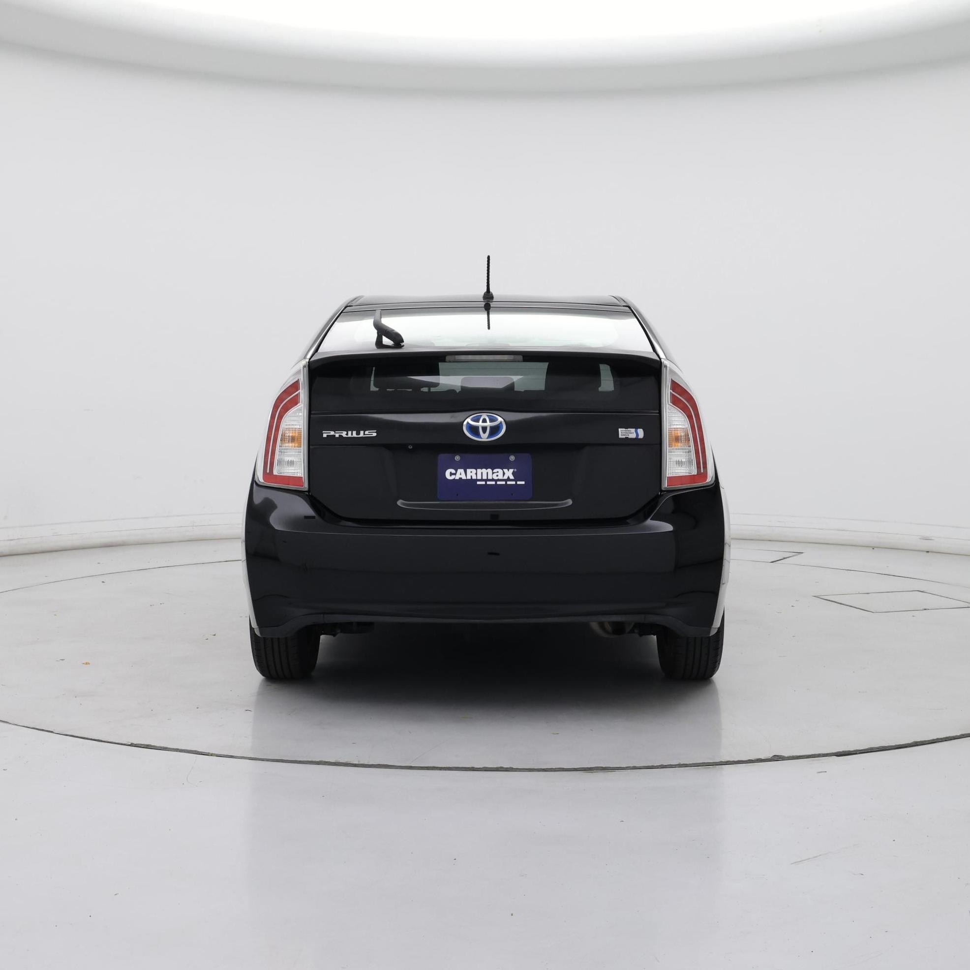 Thumbnail: 2015 Toyota Prius - 6