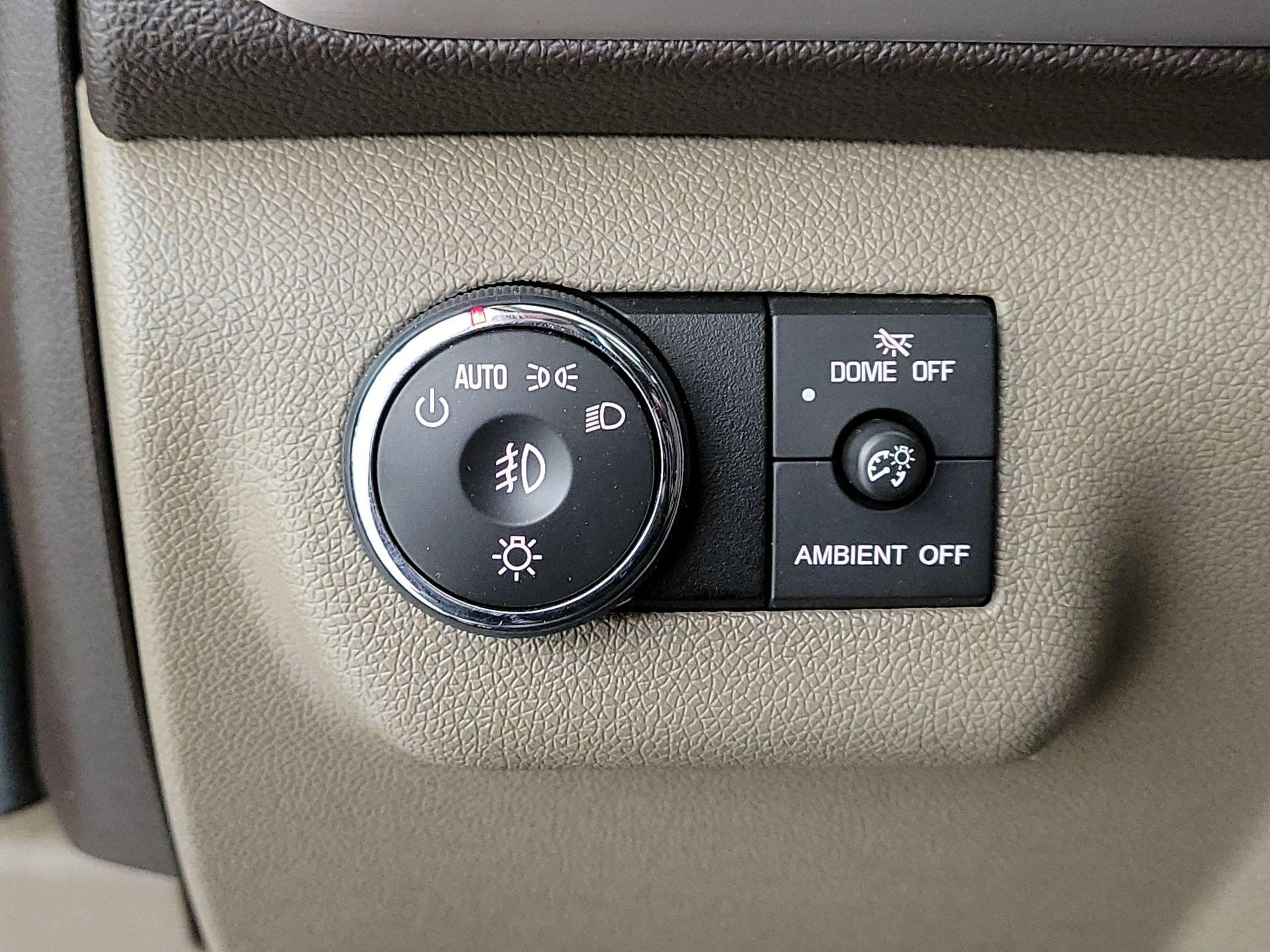 Thumbnail: 2015 GMC Acadia - 13