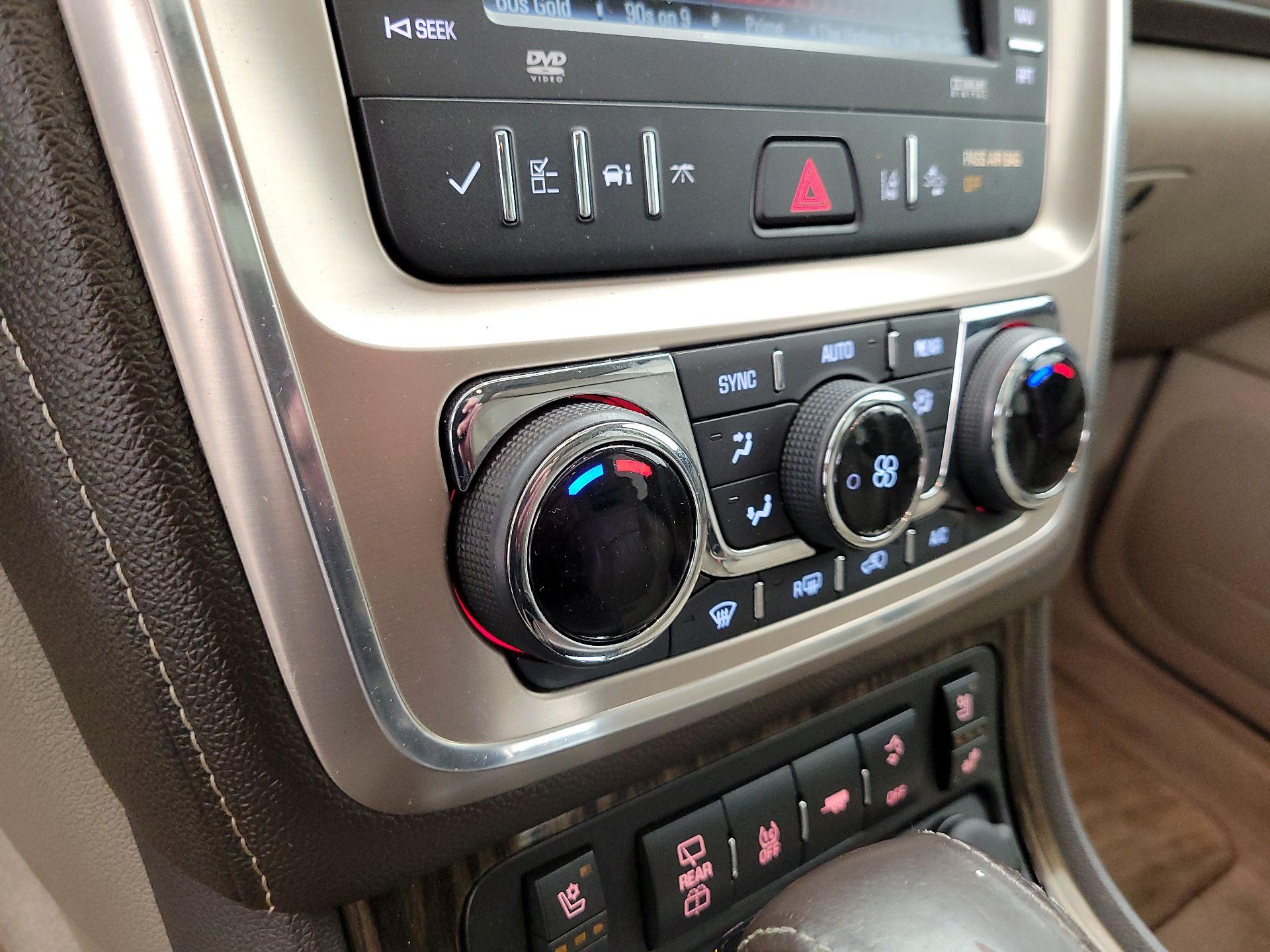 Thumbnail: 2015 GMC Acadia - 17