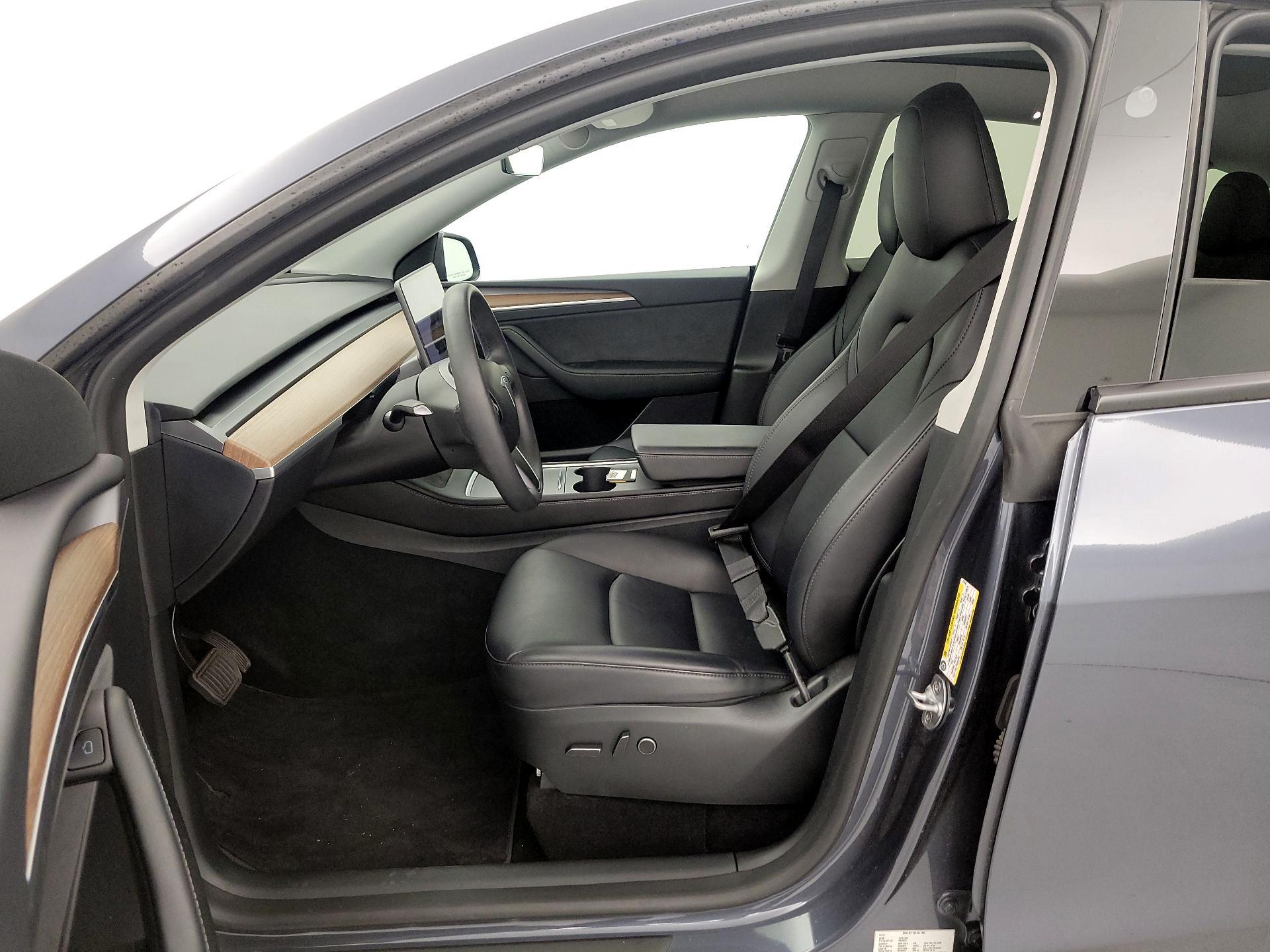 Thumbnail: 2023 Tesla Model Y - 11