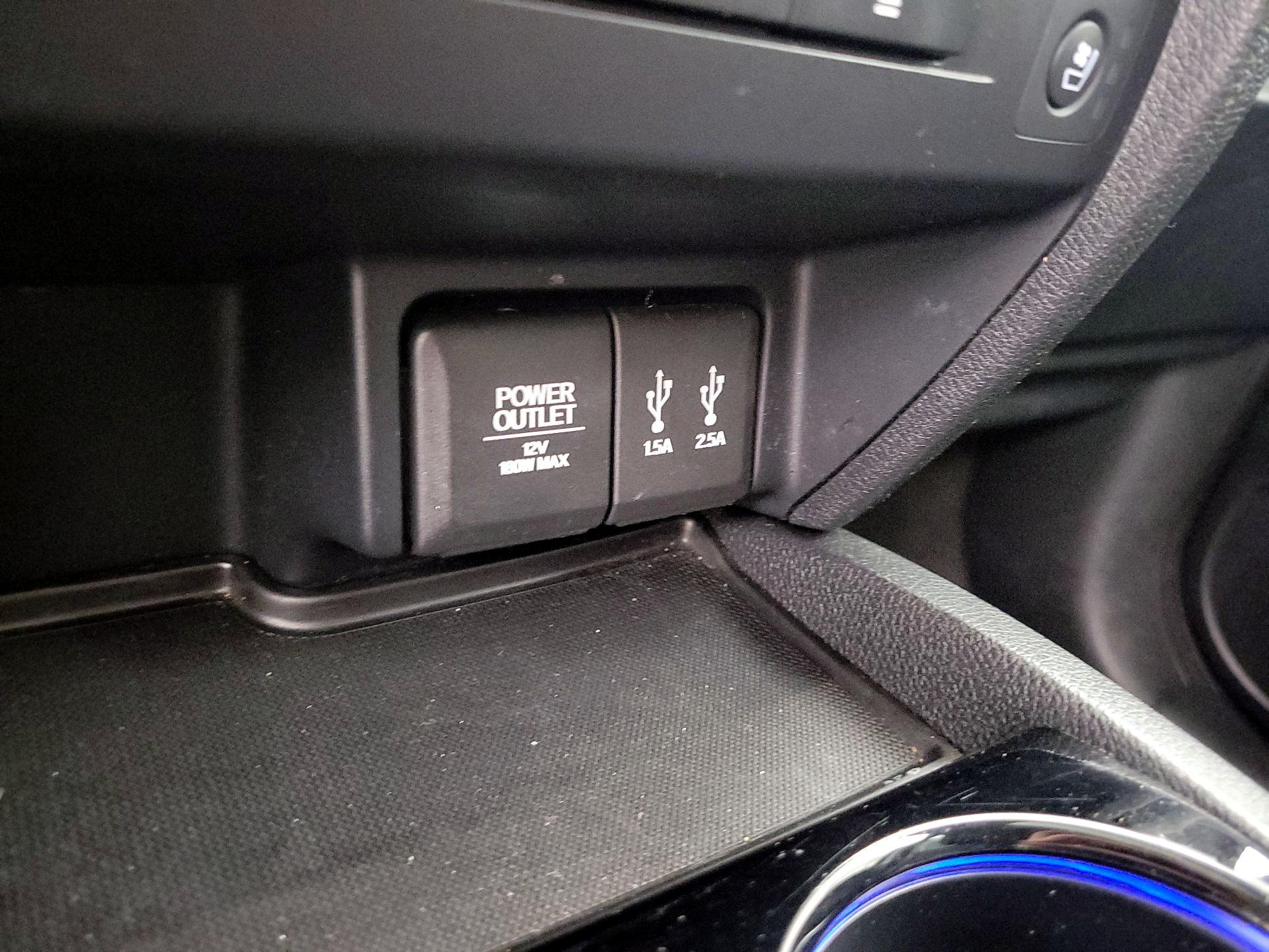 Thumbnail: 2016 Honda Pilot - 18