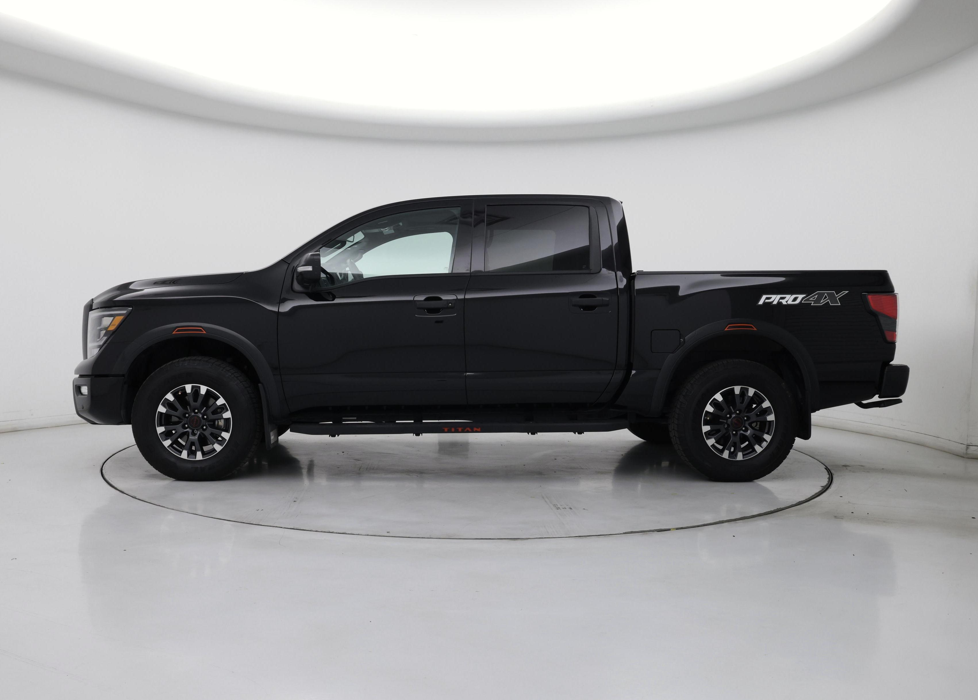 Thumbnail: 2024 Nissan Titan - 3