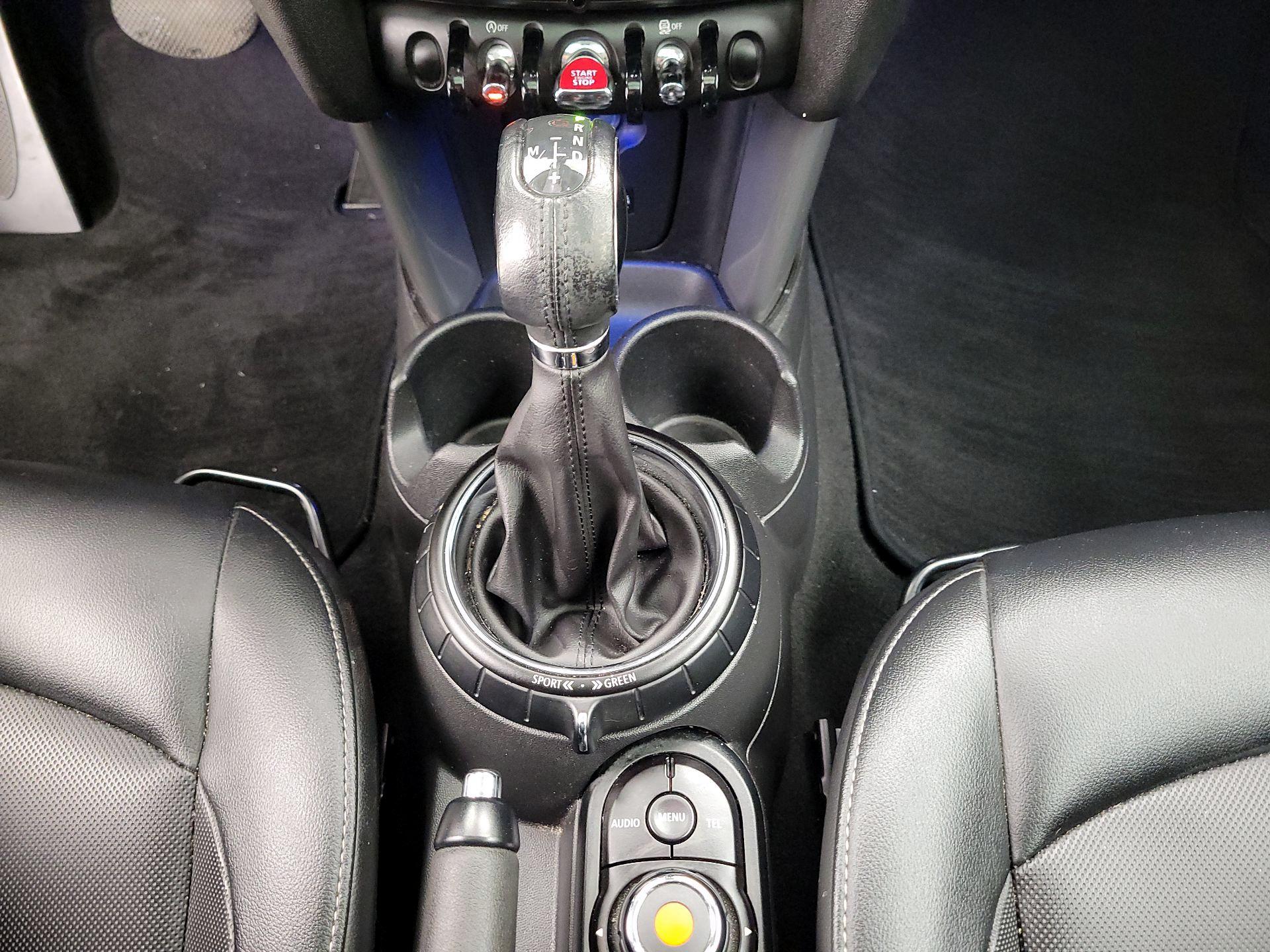 Thumbnail: 2016 MINI Cooper Hardtop - 16