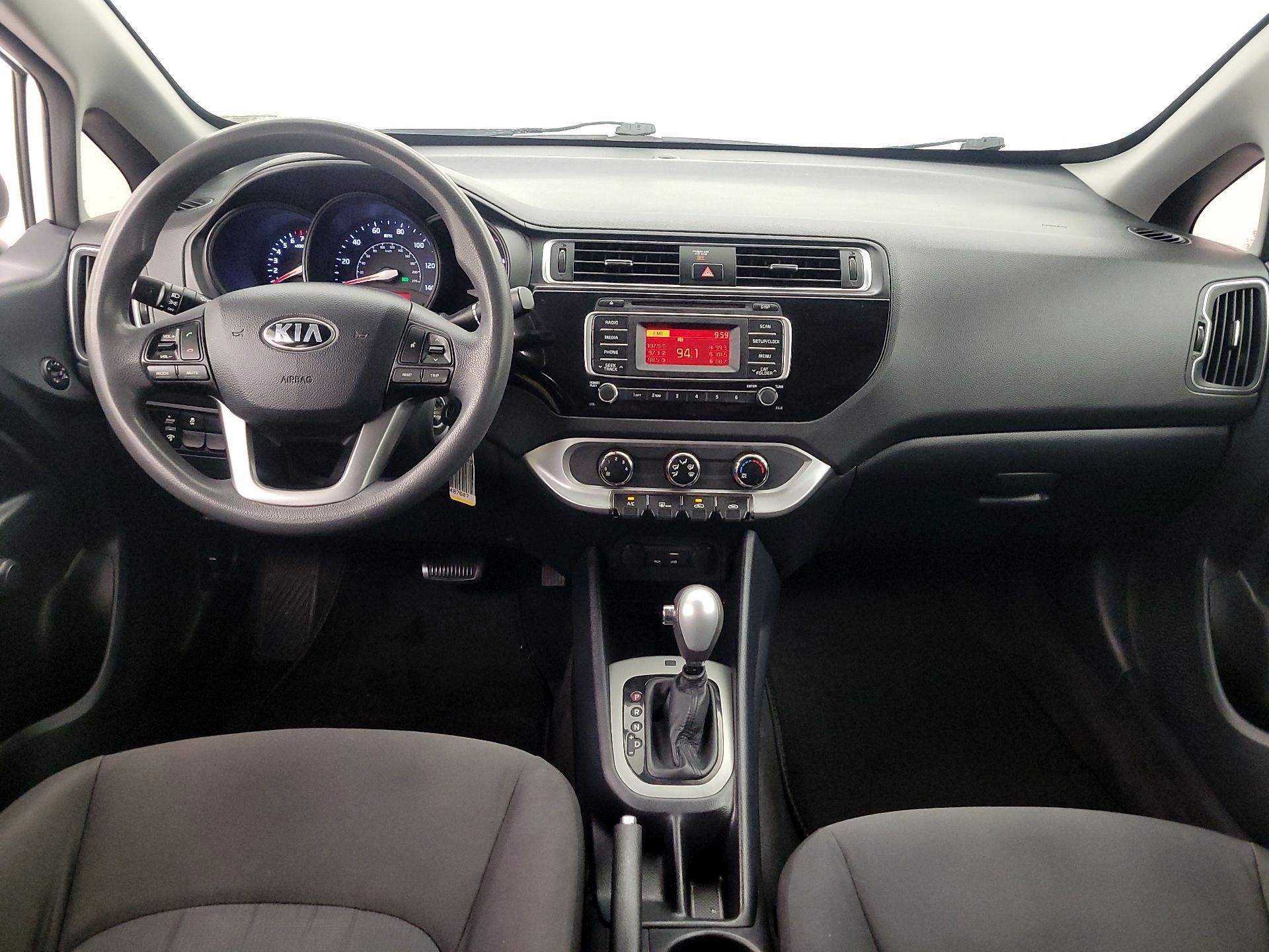 Thumbnail: 2017 Kia Rio - 9