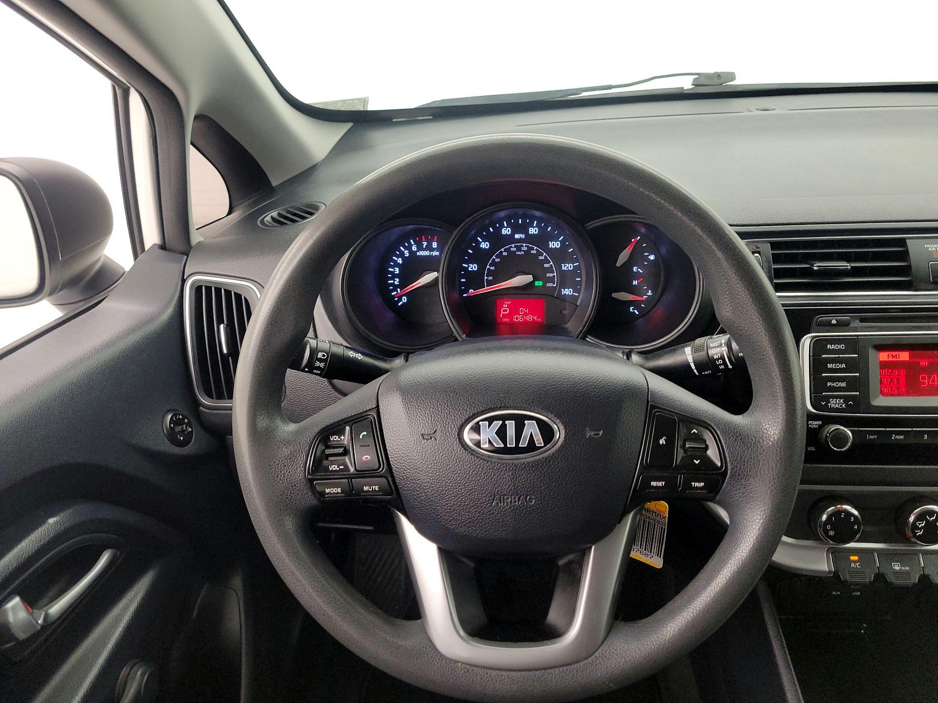 Thumbnail: 2017 Kia Rio - 10