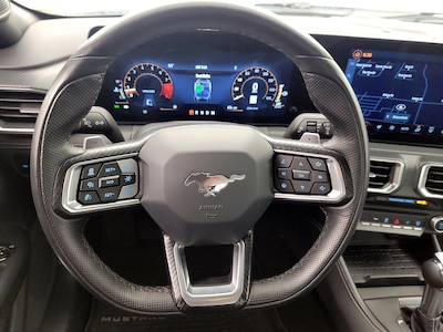 Steering Wheel & Instrument Cluster (On)