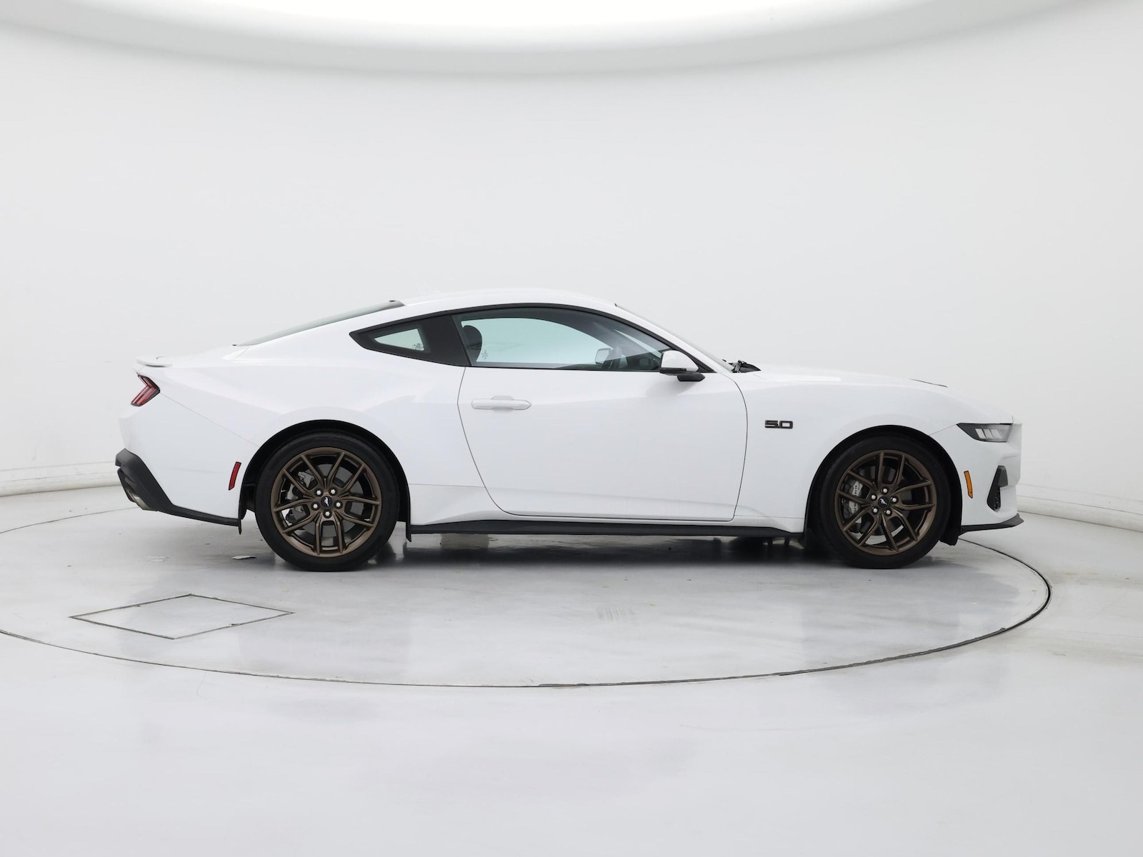 2024 Ford Mustang GT Premium - Photo 8