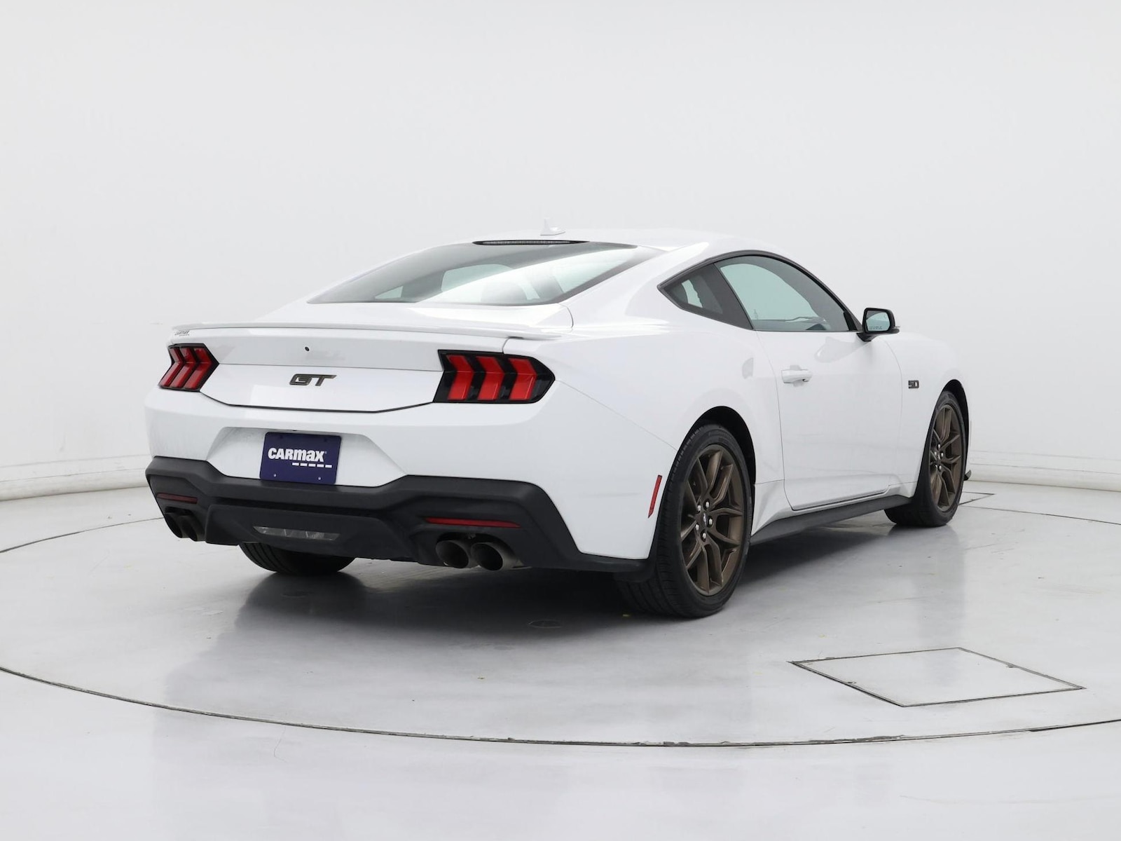 2024 Ford Mustang GT Premium - Photo 9