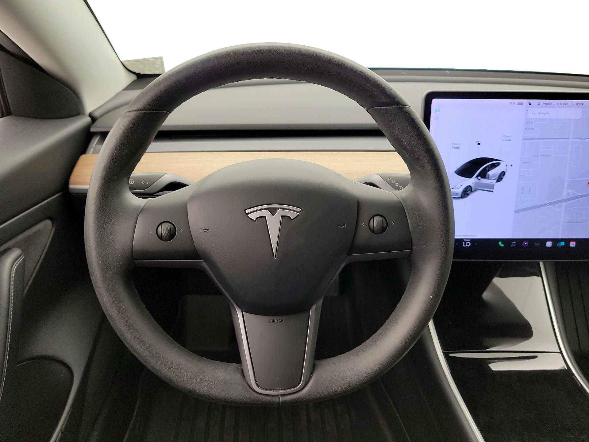 Thumbnail: 2020 Tesla Model 3 - 10