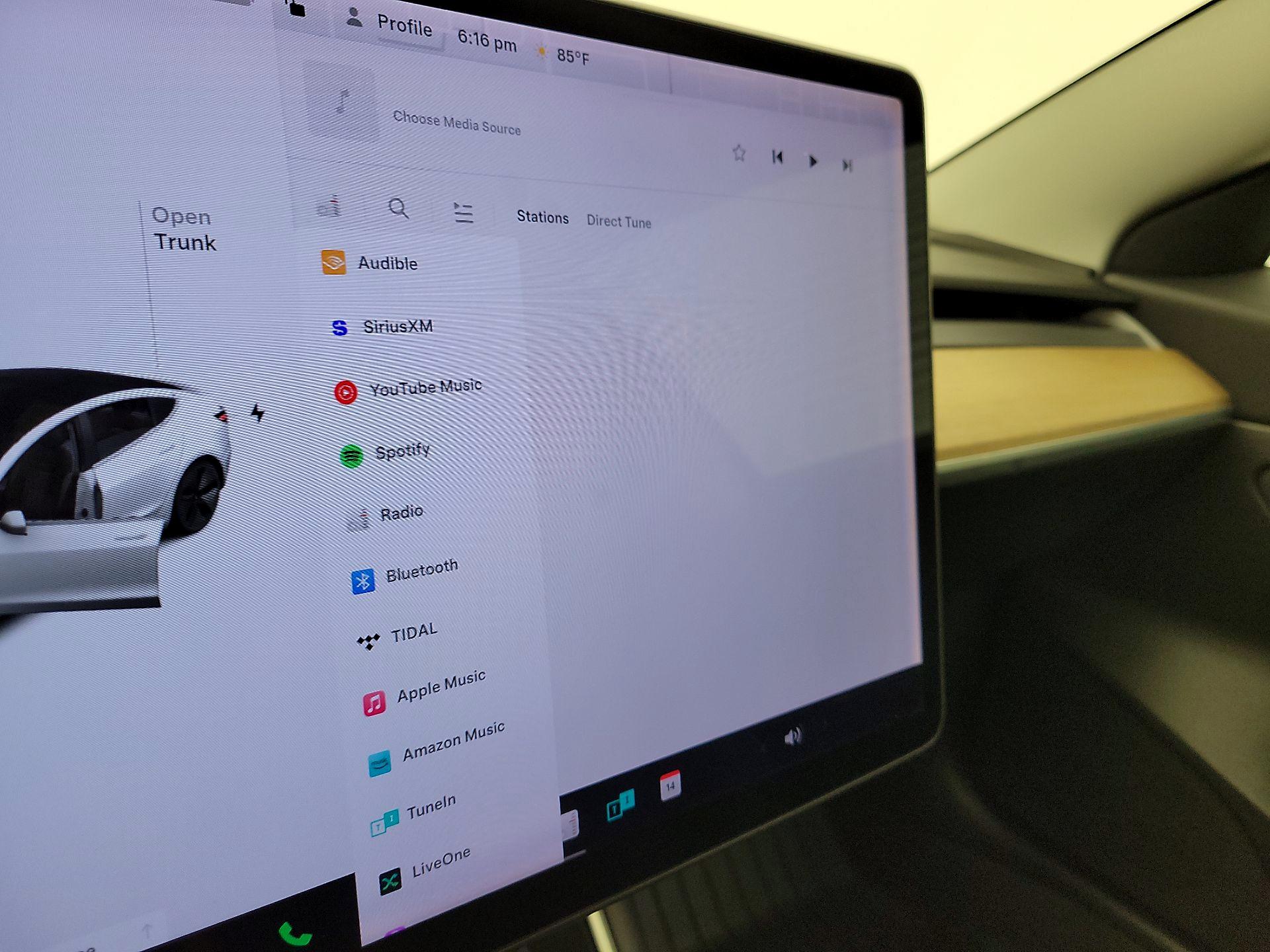 Thumbnail: 2020 Tesla Model 3 - 15