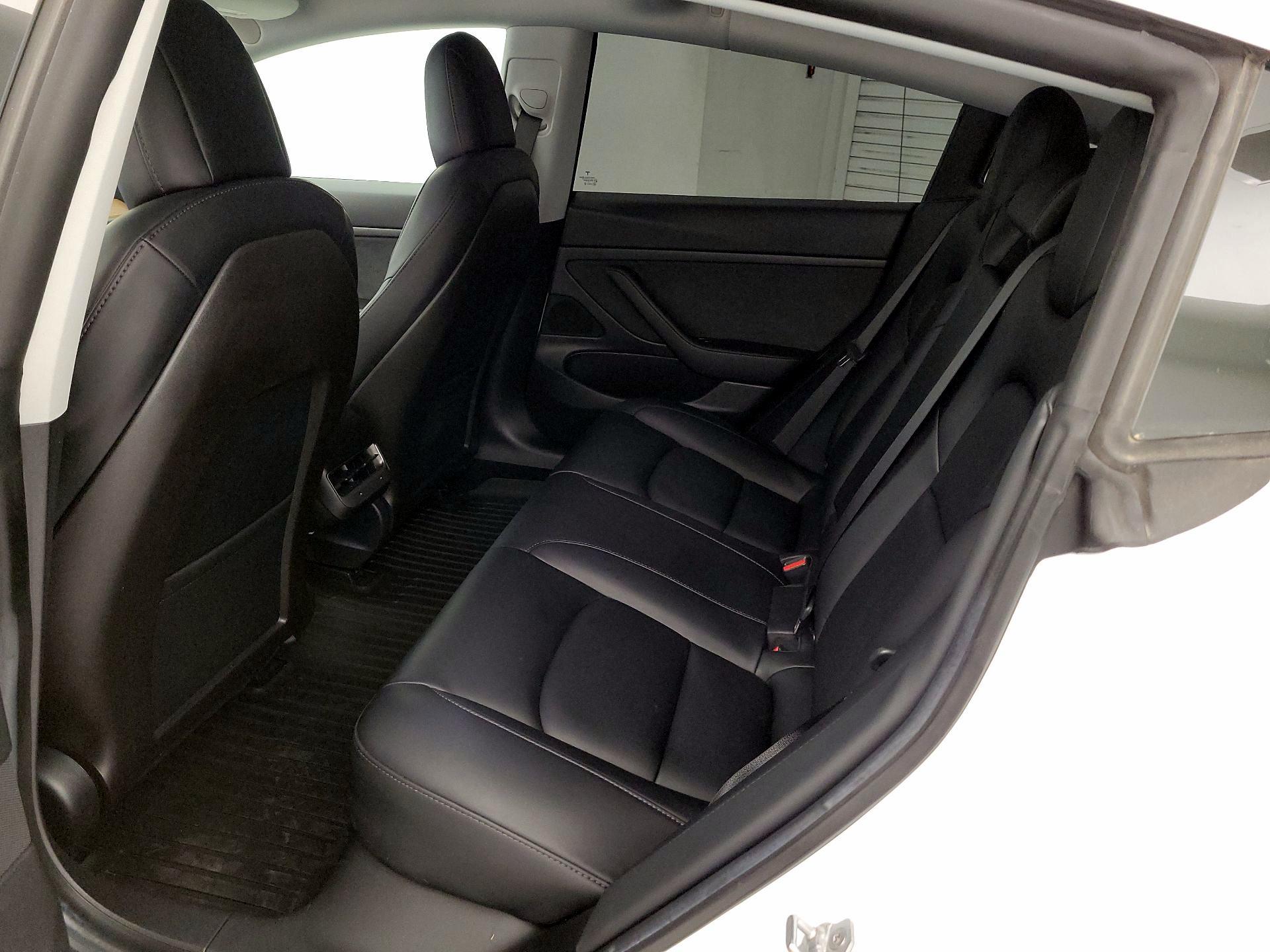 Thumbnail: 2020 Tesla Model 3 - 19