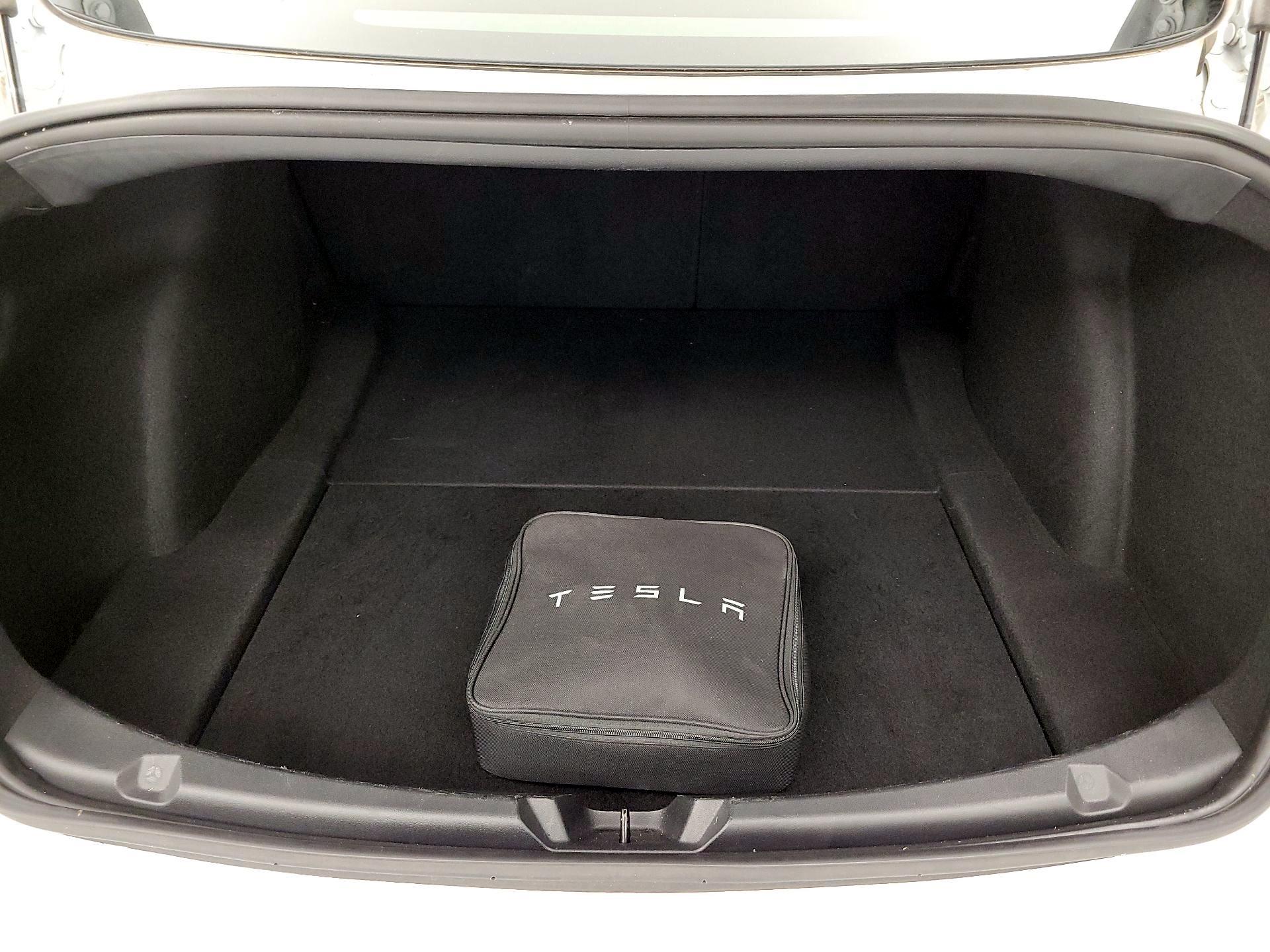 Thumbnail: 2020 Tesla Model 3 - 20