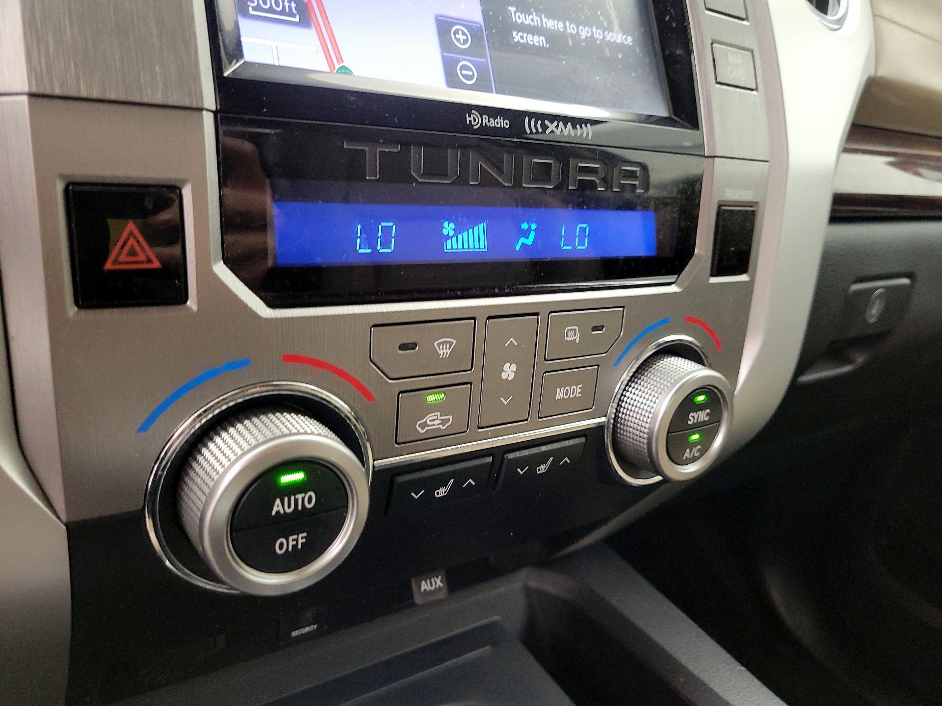 Thumbnail: 2015 Toyota Tundra - 17