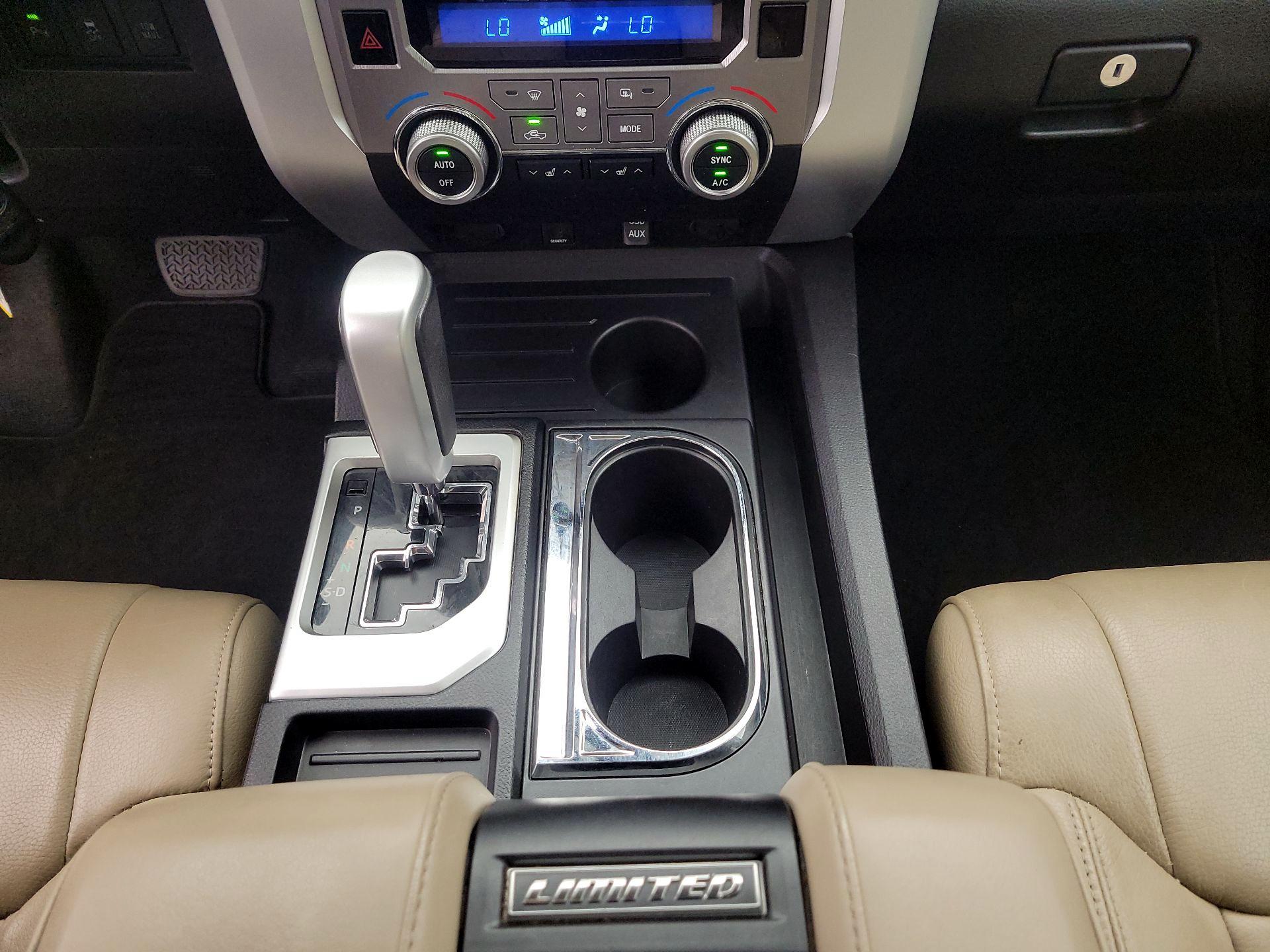 Thumbnail: 2015 Toyota Tundra - 18