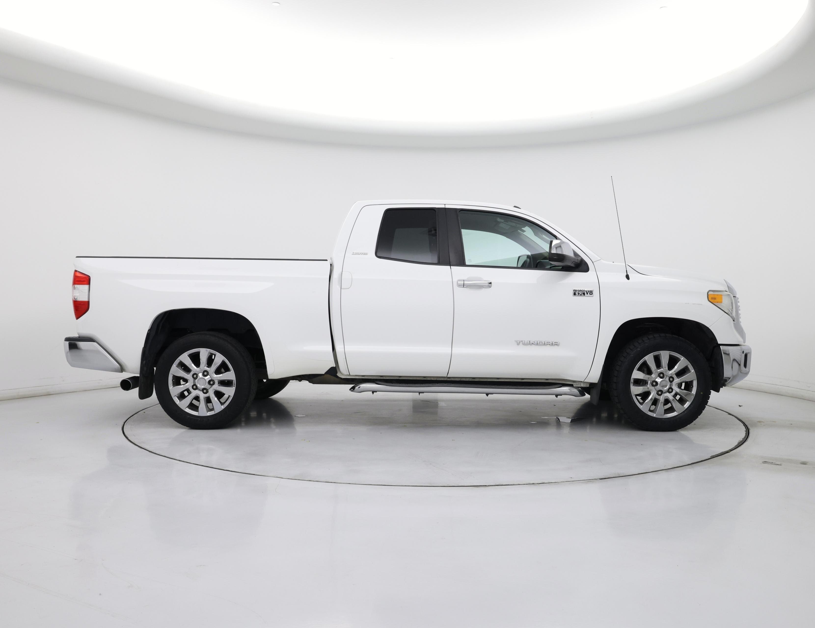 Thumbnail: 2015 Toyota Tundra - 7