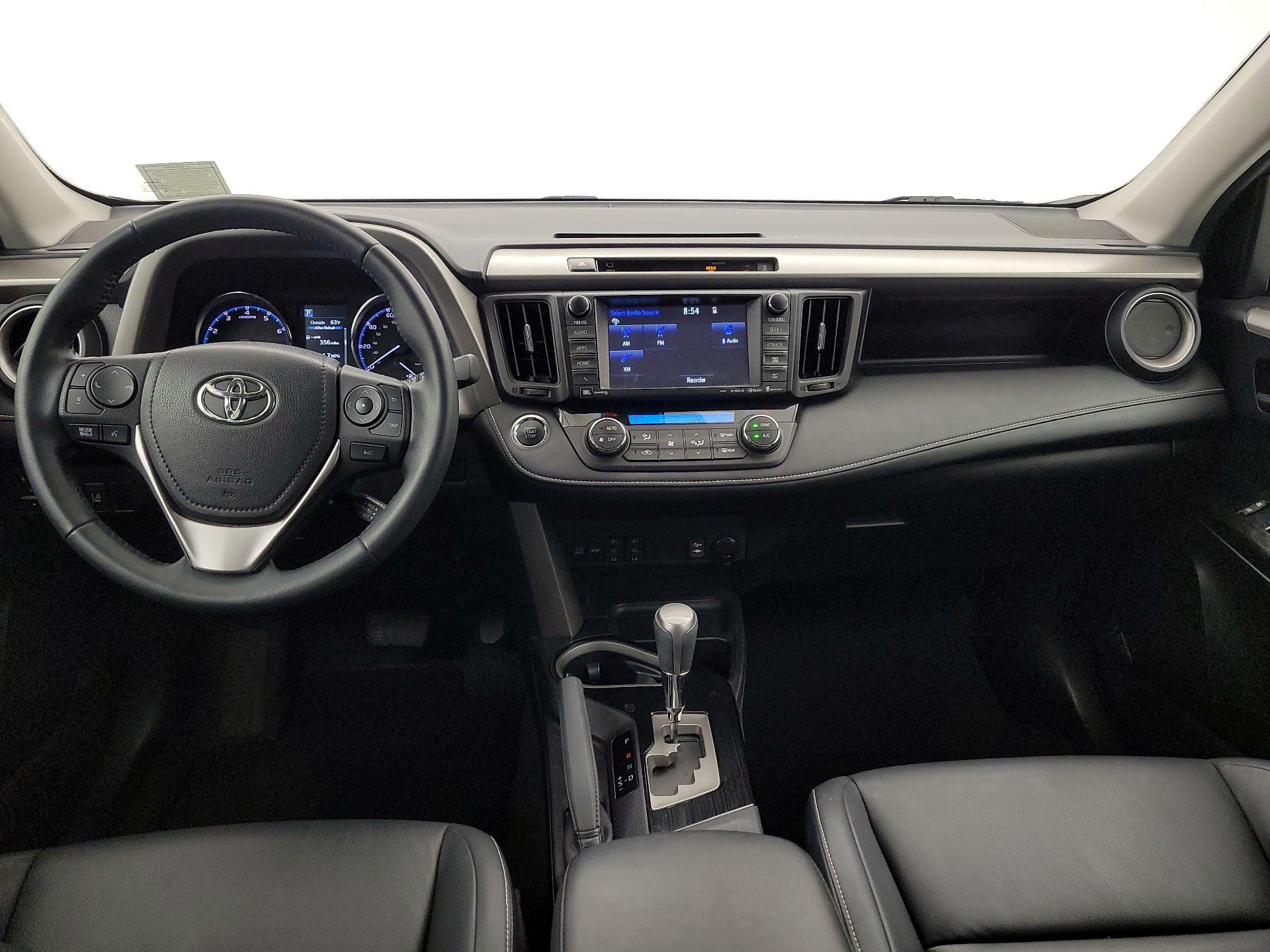 Thumbnail: 2016 Toyota RAV4 - 9