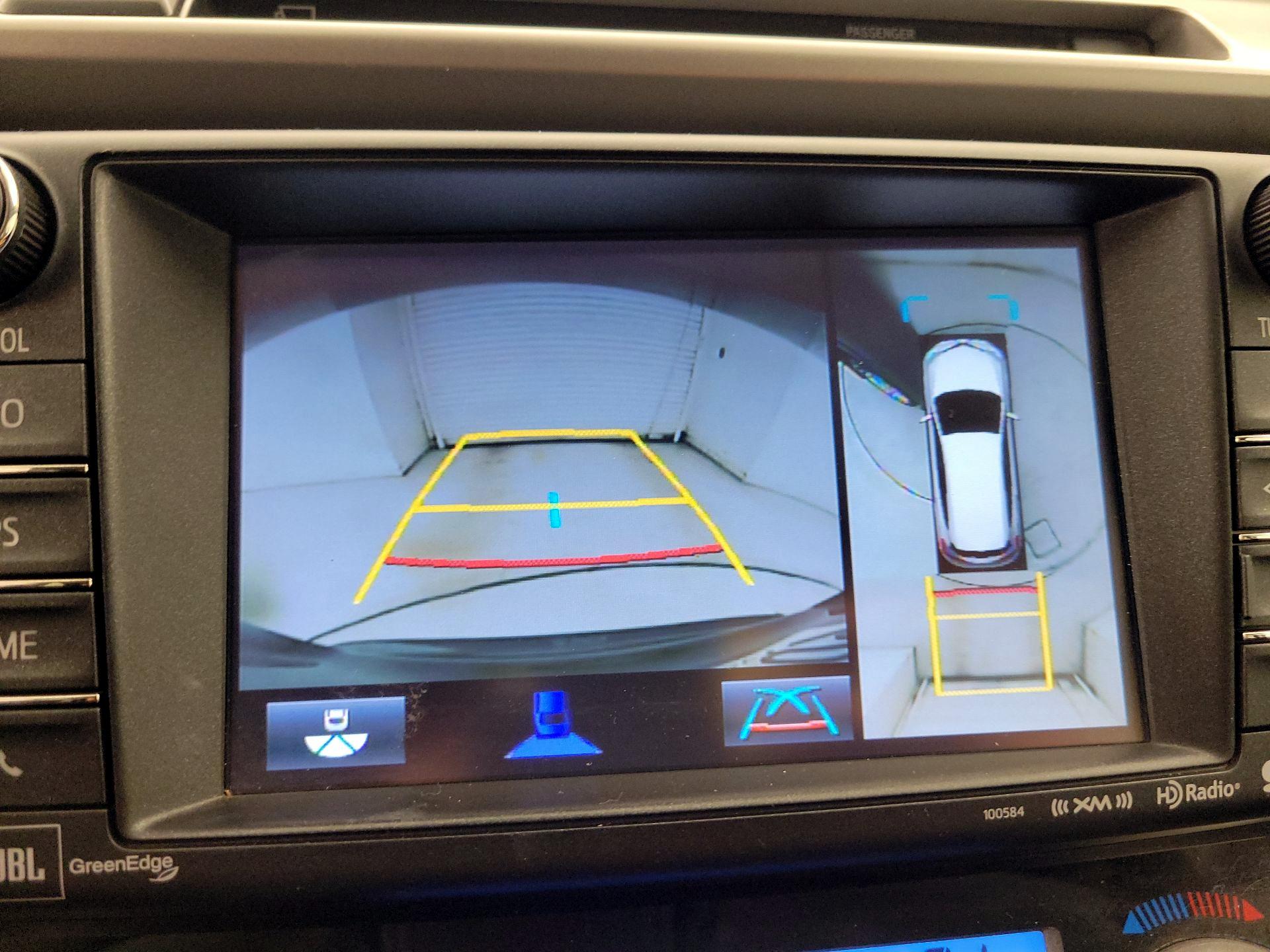 Thumbnail: 2016 Toyota RAV4 - 14