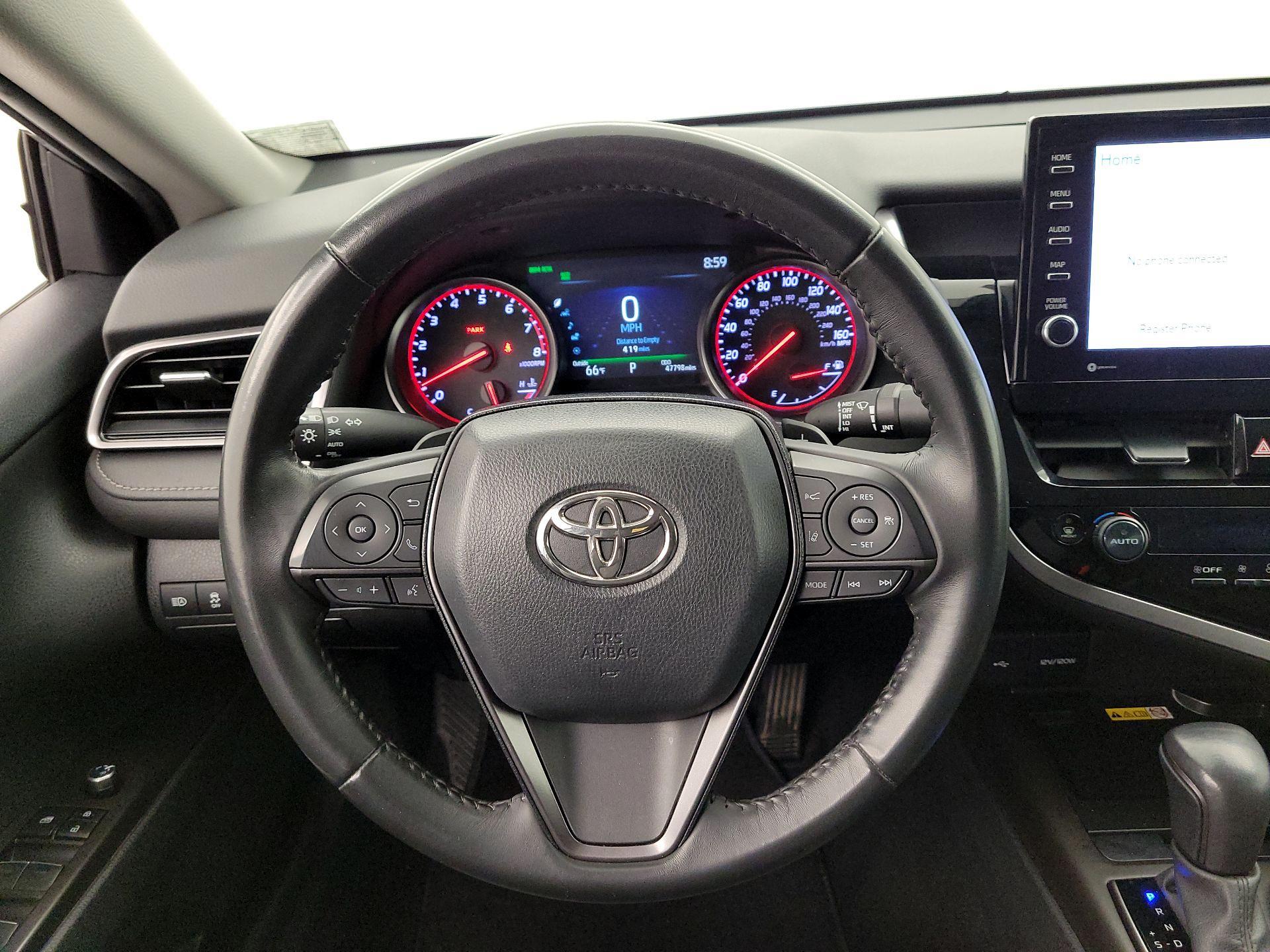Thumbnail: 2023 Toyota Camry - 10