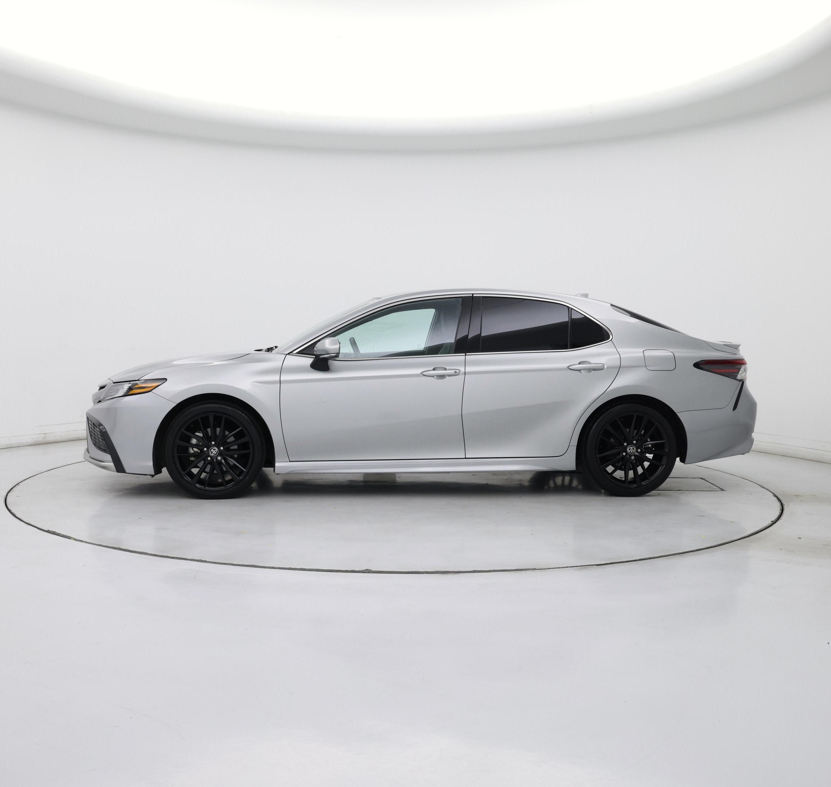 Thumbnail: 2023 Toyota Camry - 3