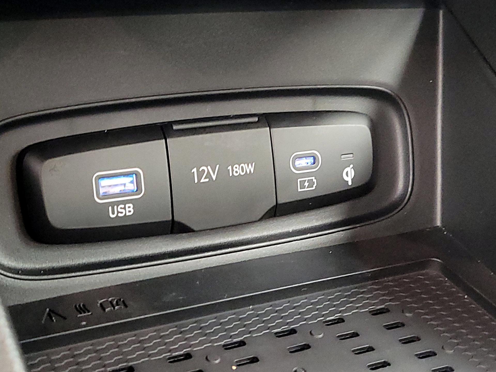 Thumbnail: 2025 Hyundai Venue - 19