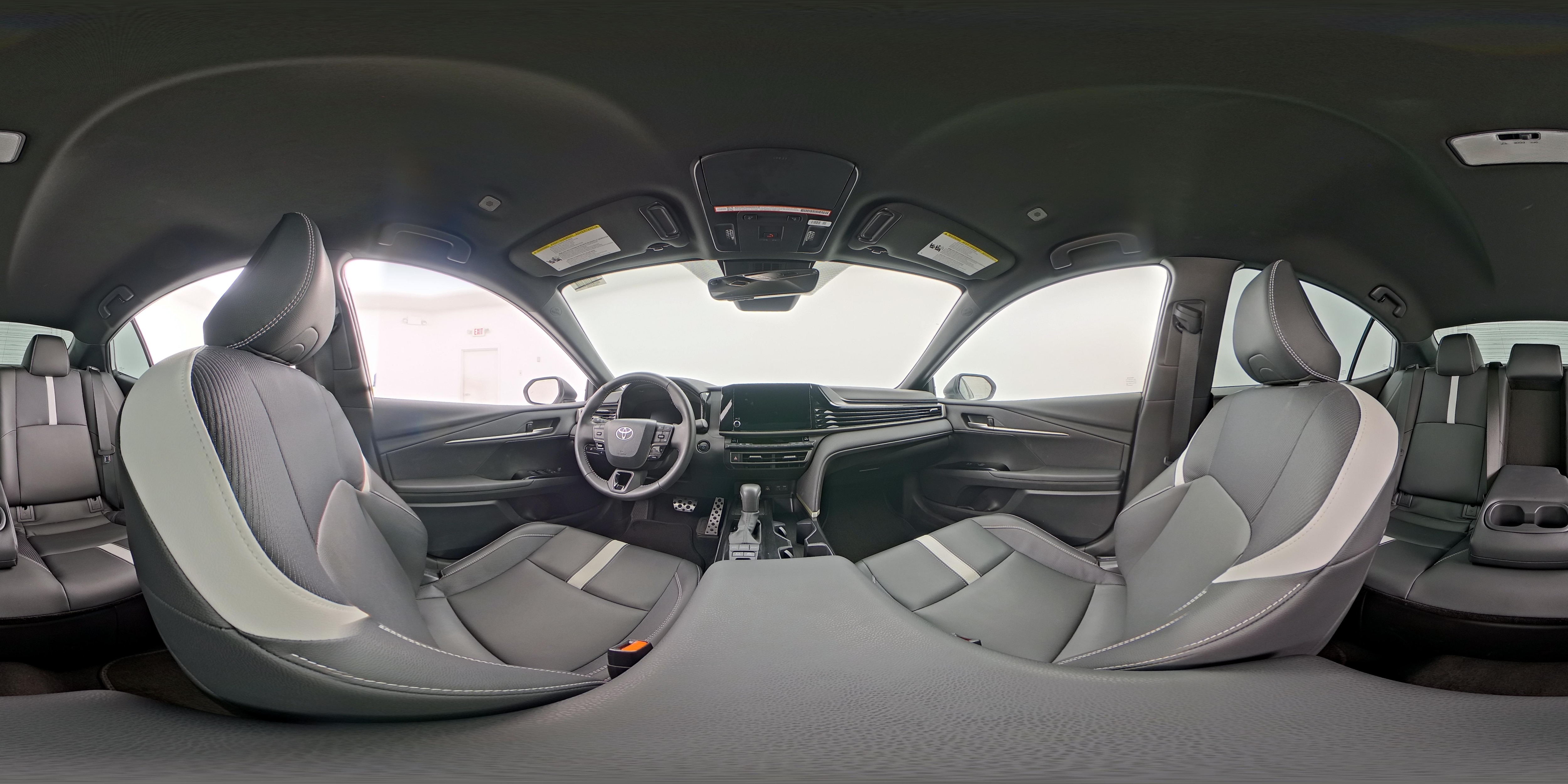 2026 Toyota Camry SE - Photo 24