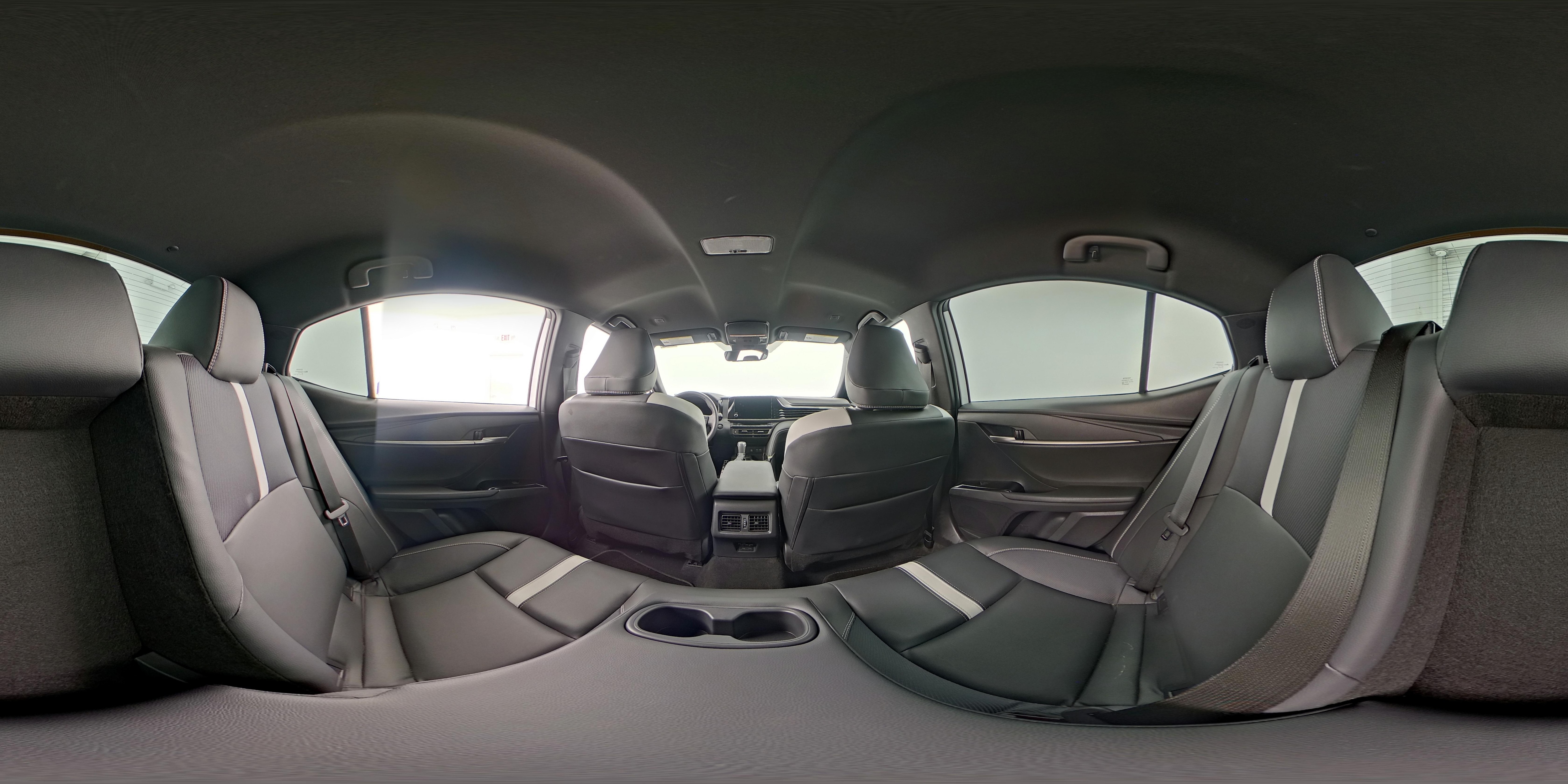 2026 Toyota Camry SE - Photo 25