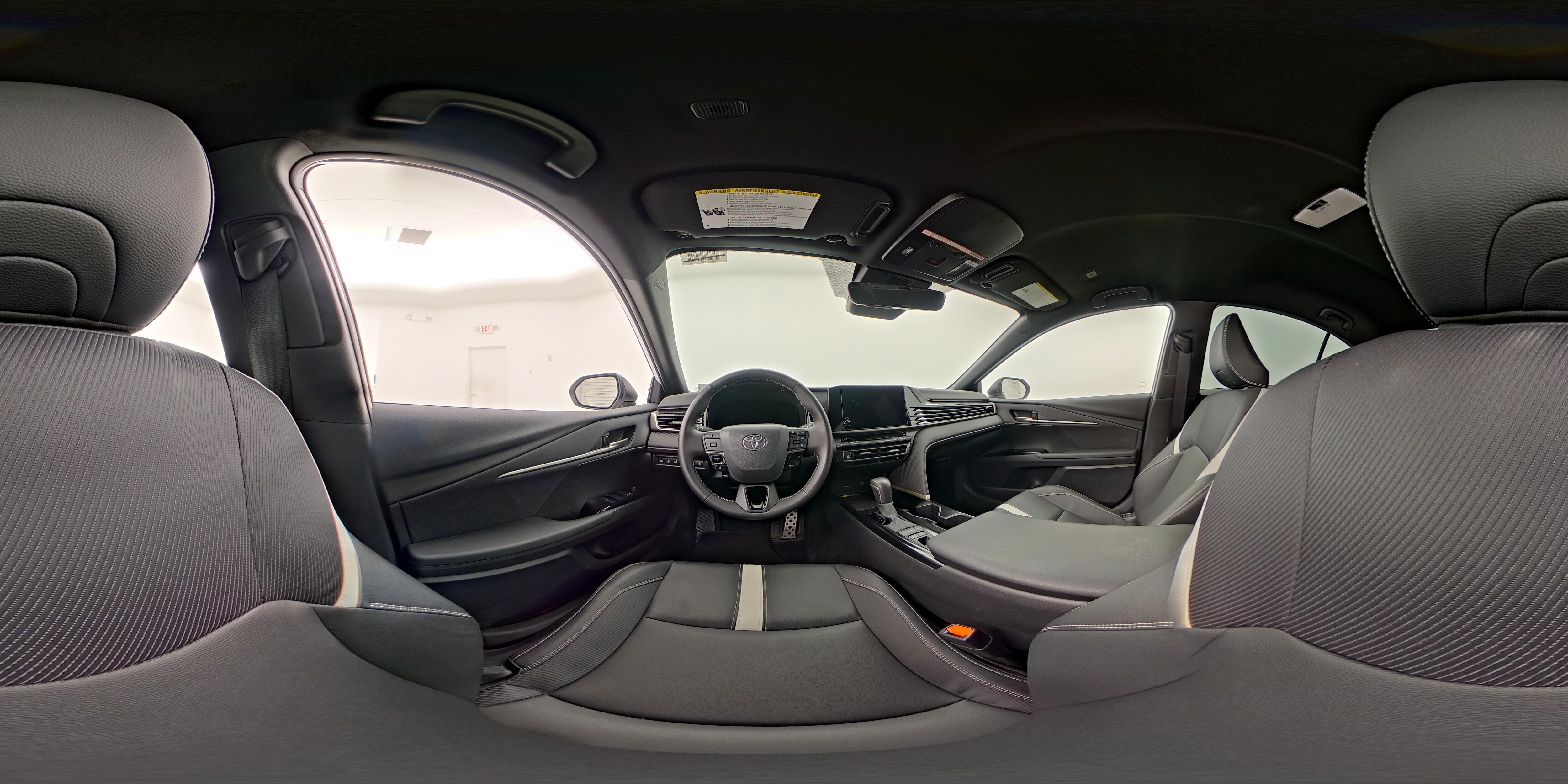 2026 Toyota Camry SE - Photo 26