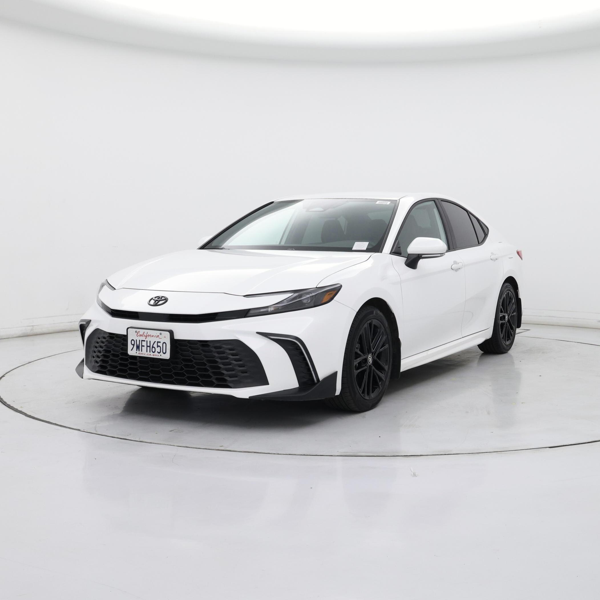 Thumbnail: 2026 Toyota Camry - 4