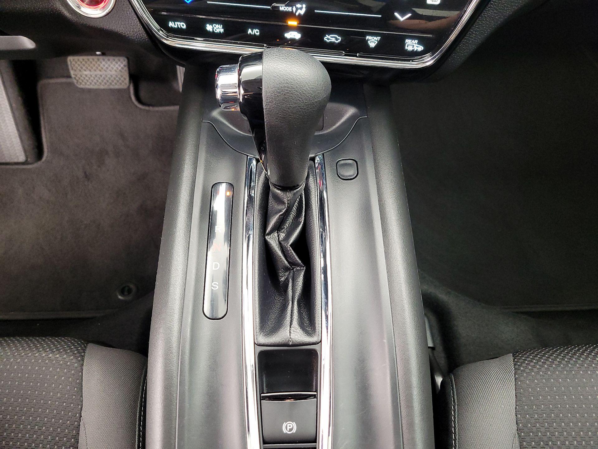 Thumbnail: 2022 Honda HR-V - 17
